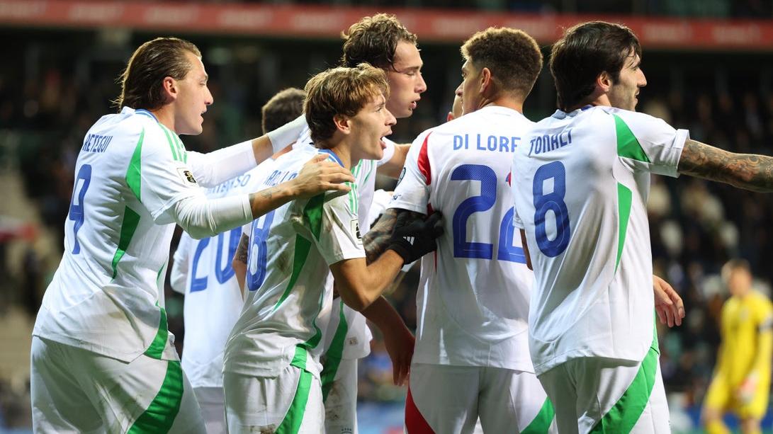L'Italia batte 3-1 l'Estonia con i gol dei suoi attaccanti: le firme di Kean, Retegui e Pio Esposito