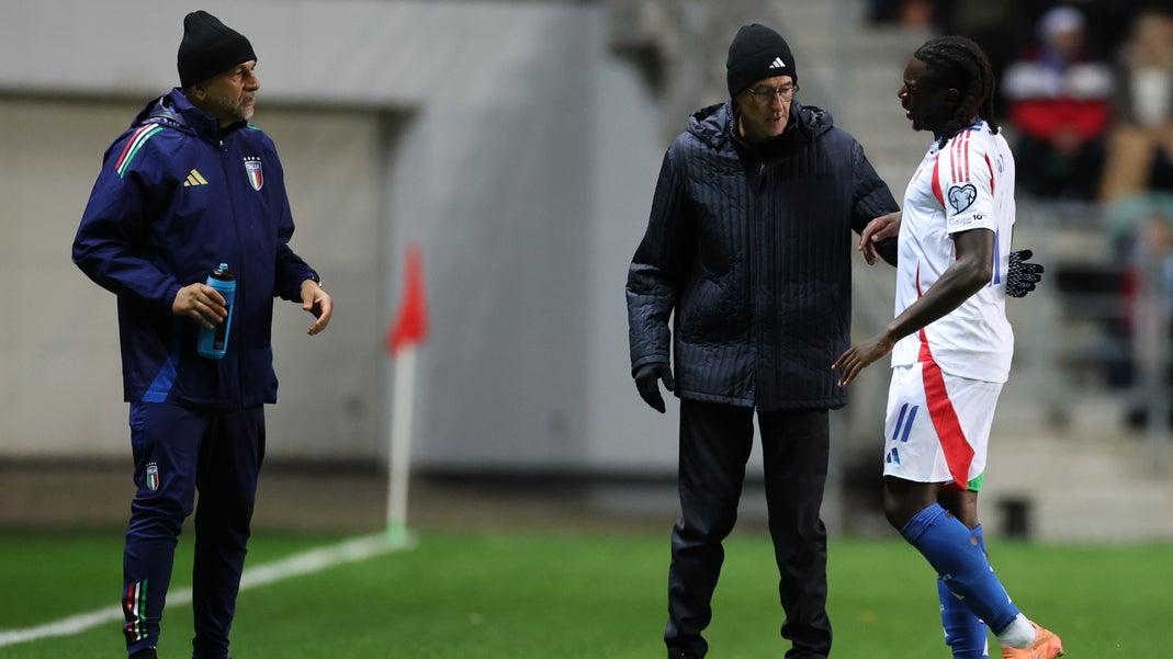 Nel pomeriggio allenamento di rifinitura per gli Azzurri, Moise Kean lascia il raduno