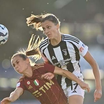 Sabato la finale tra Juventus e Roma: a Castellammare la sfida numero 28 di un duello infinito. Venerdì al 'Menti' le conferenze stampa della vigilia