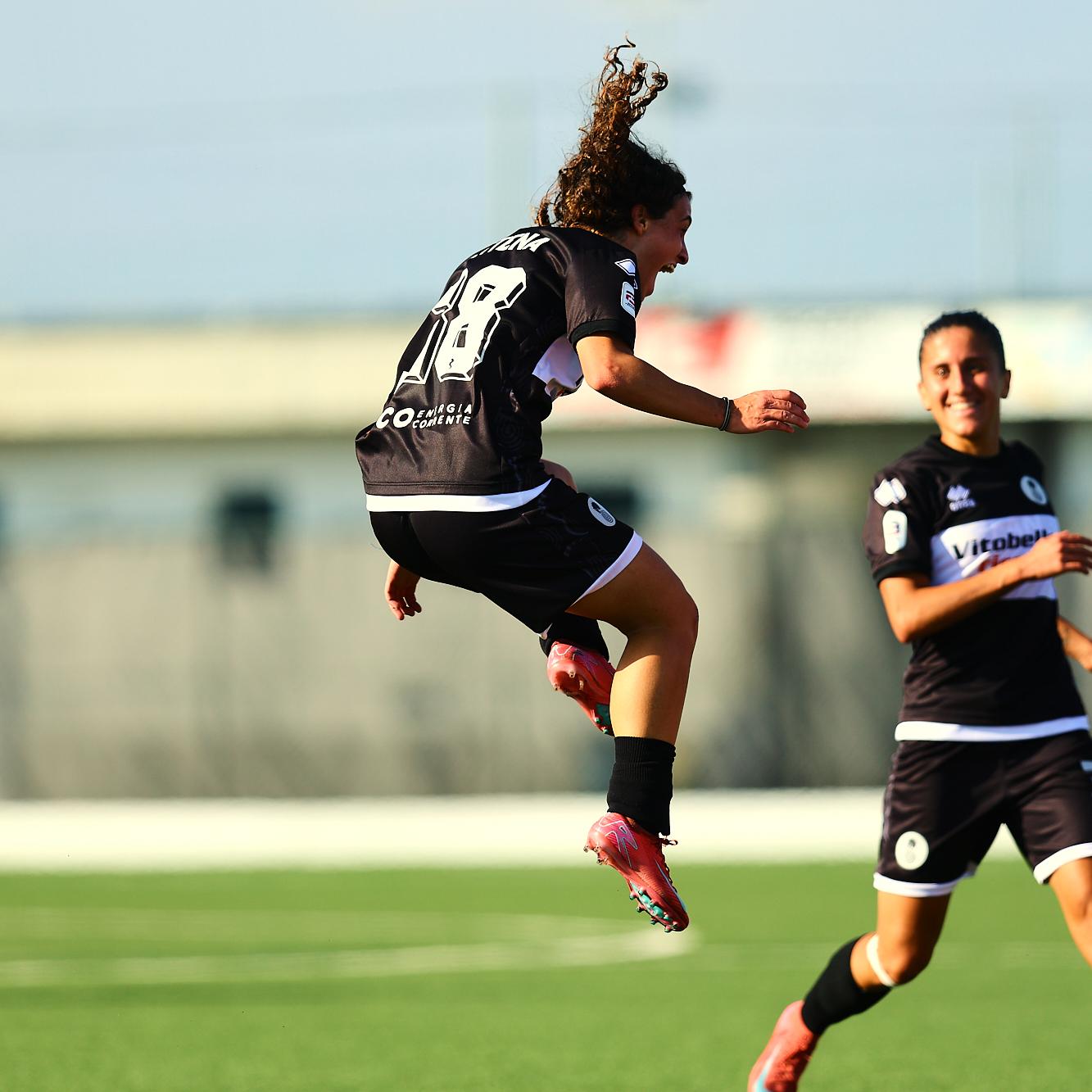 Cesena, tre punti per avvicinarsi alla vetta: 2-1 al Verona