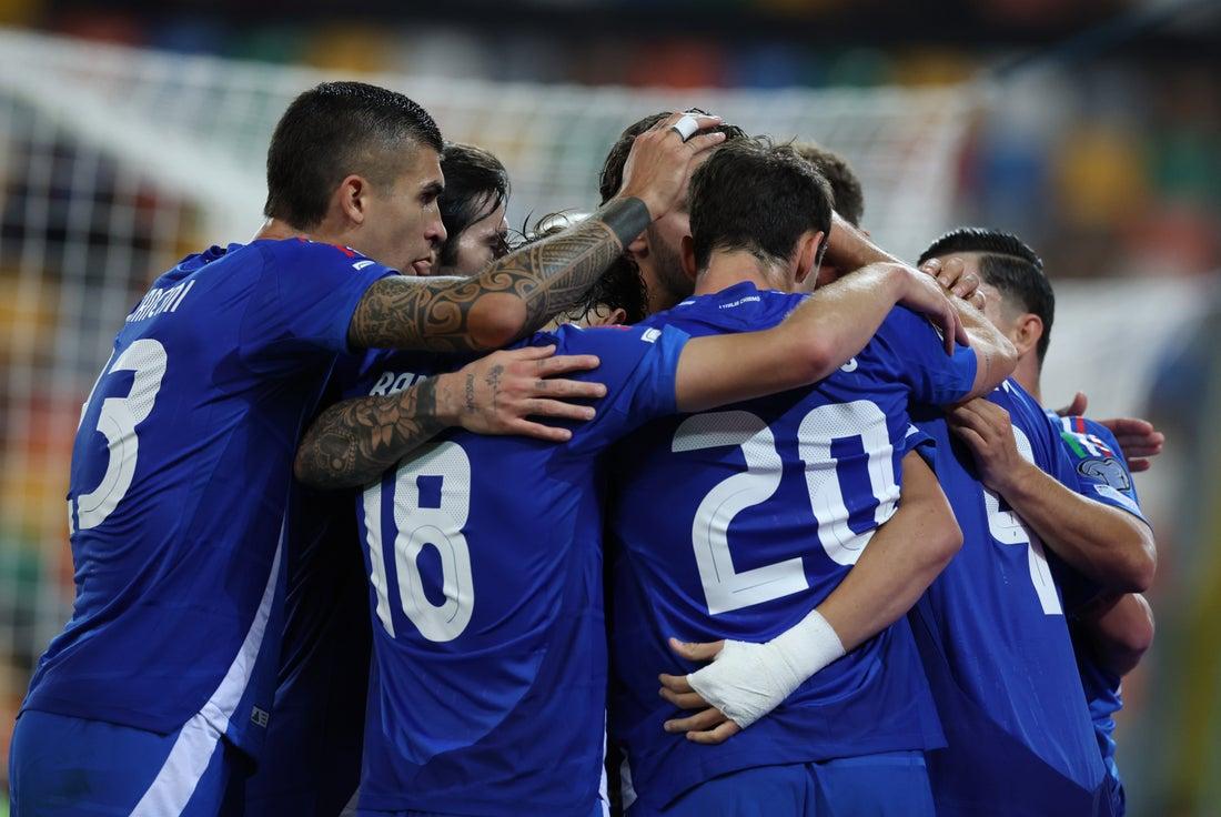 Donnarumma para, Retegui segna: l’Italia batte 3-0 Israele, i play-off sono in cassaforte