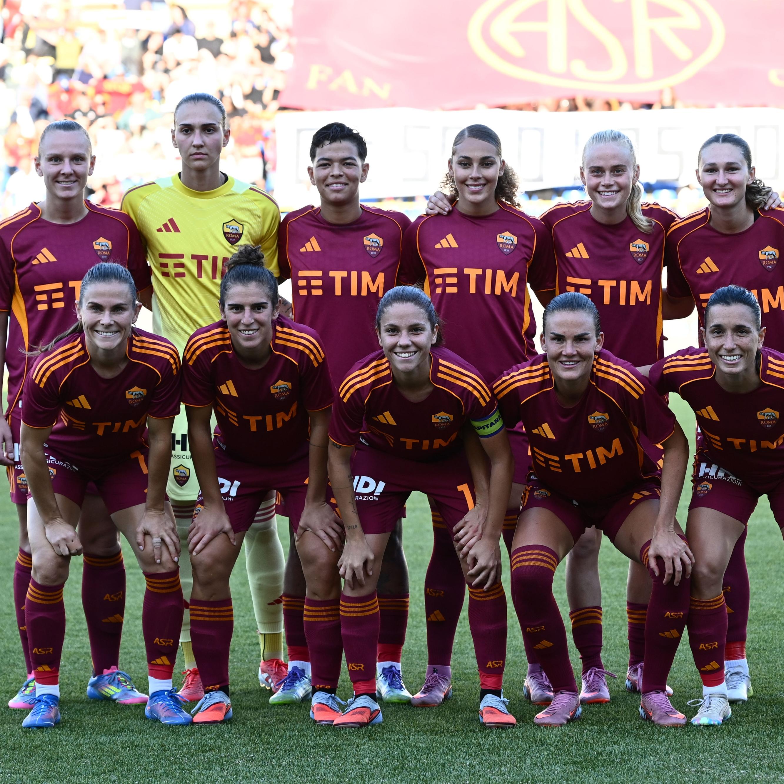 Troppo Barcellona per la Roma: poker blaugrana al Tre Fontane. Europa Cup, Inter ok in Albania