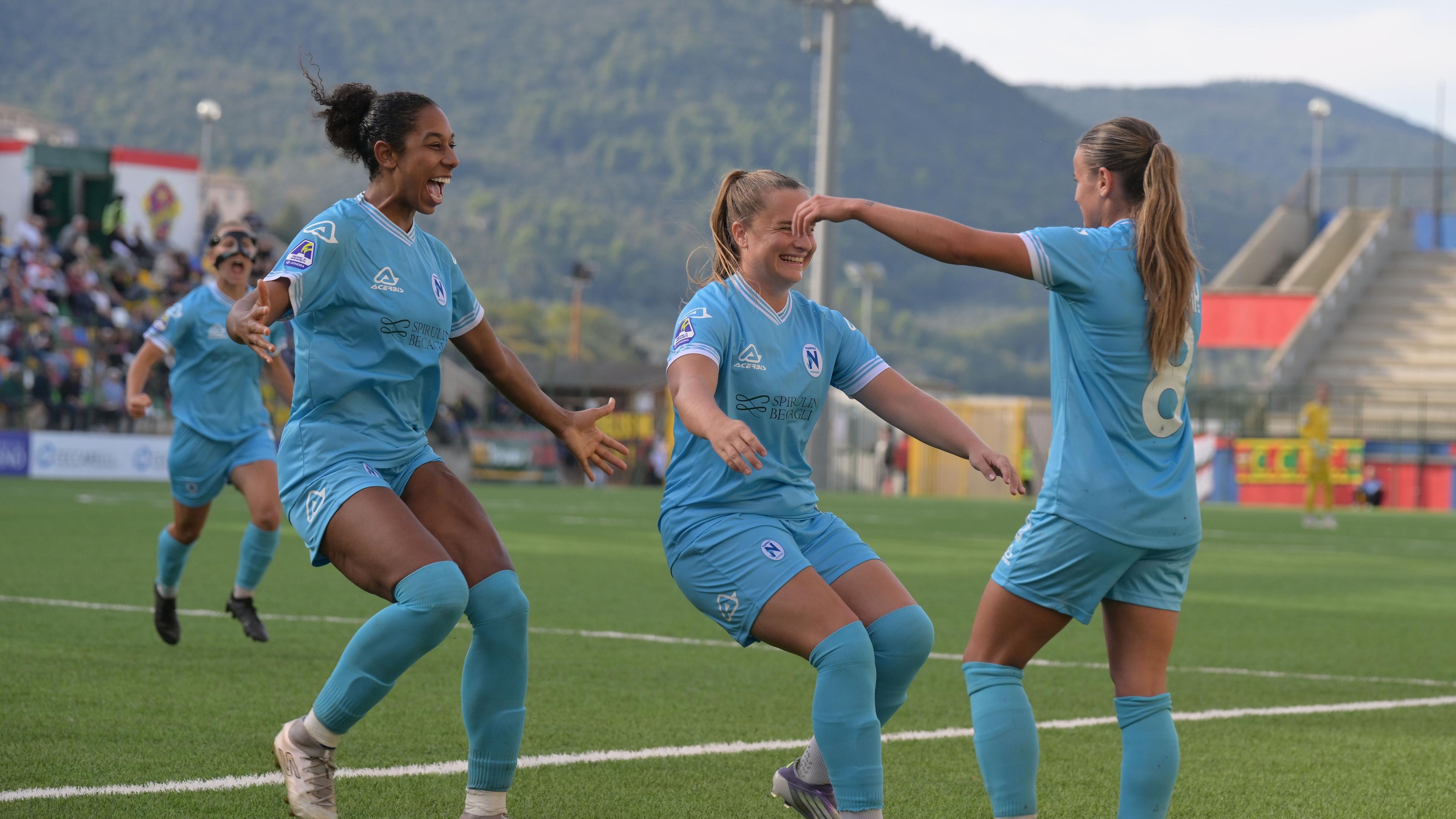 Napoli Women-Roma il big match della terza giornata. La Lazio cerca un altro scherzetto alla Juve