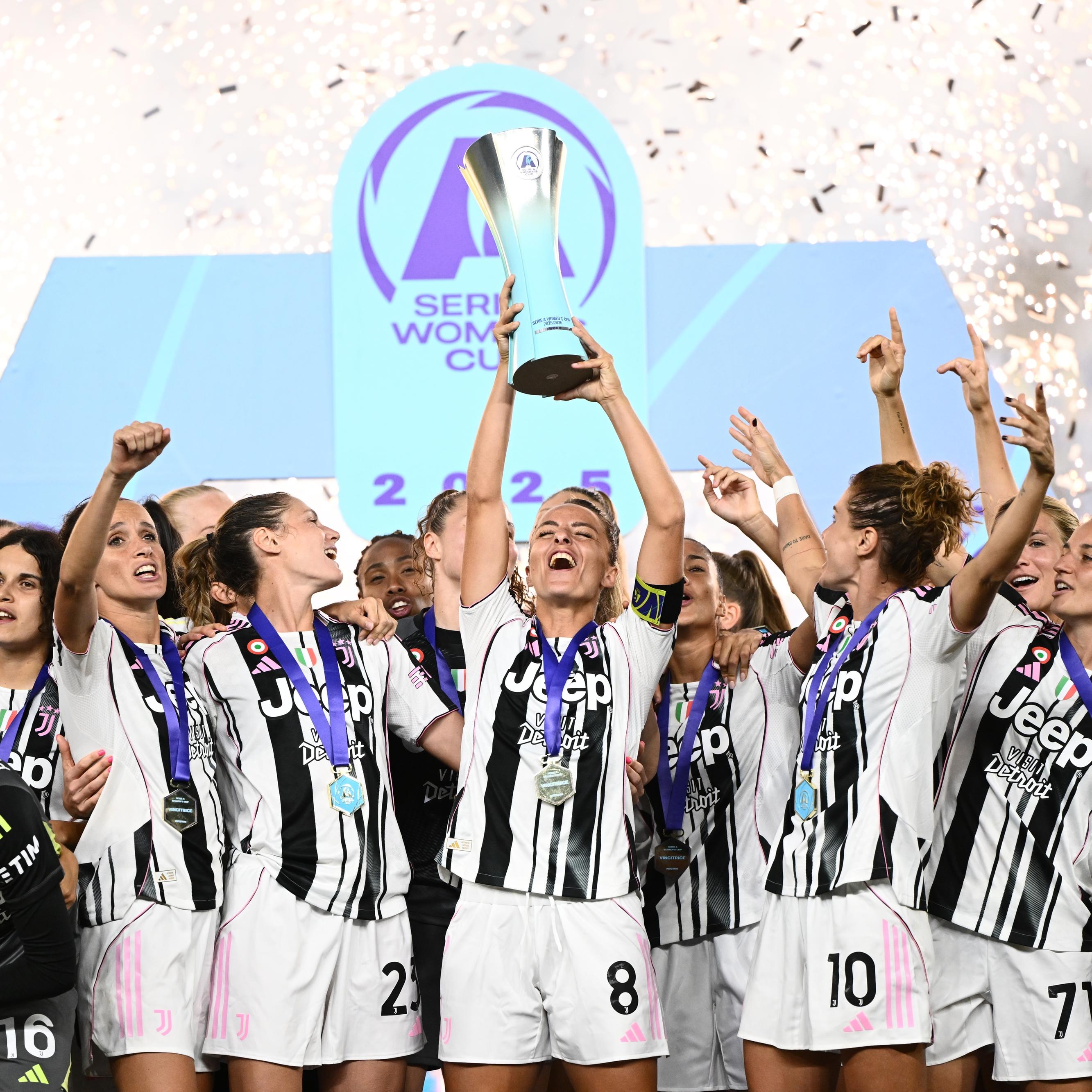 Alla Juventus il primo trofeo della stagione: Roma battuta 3-2