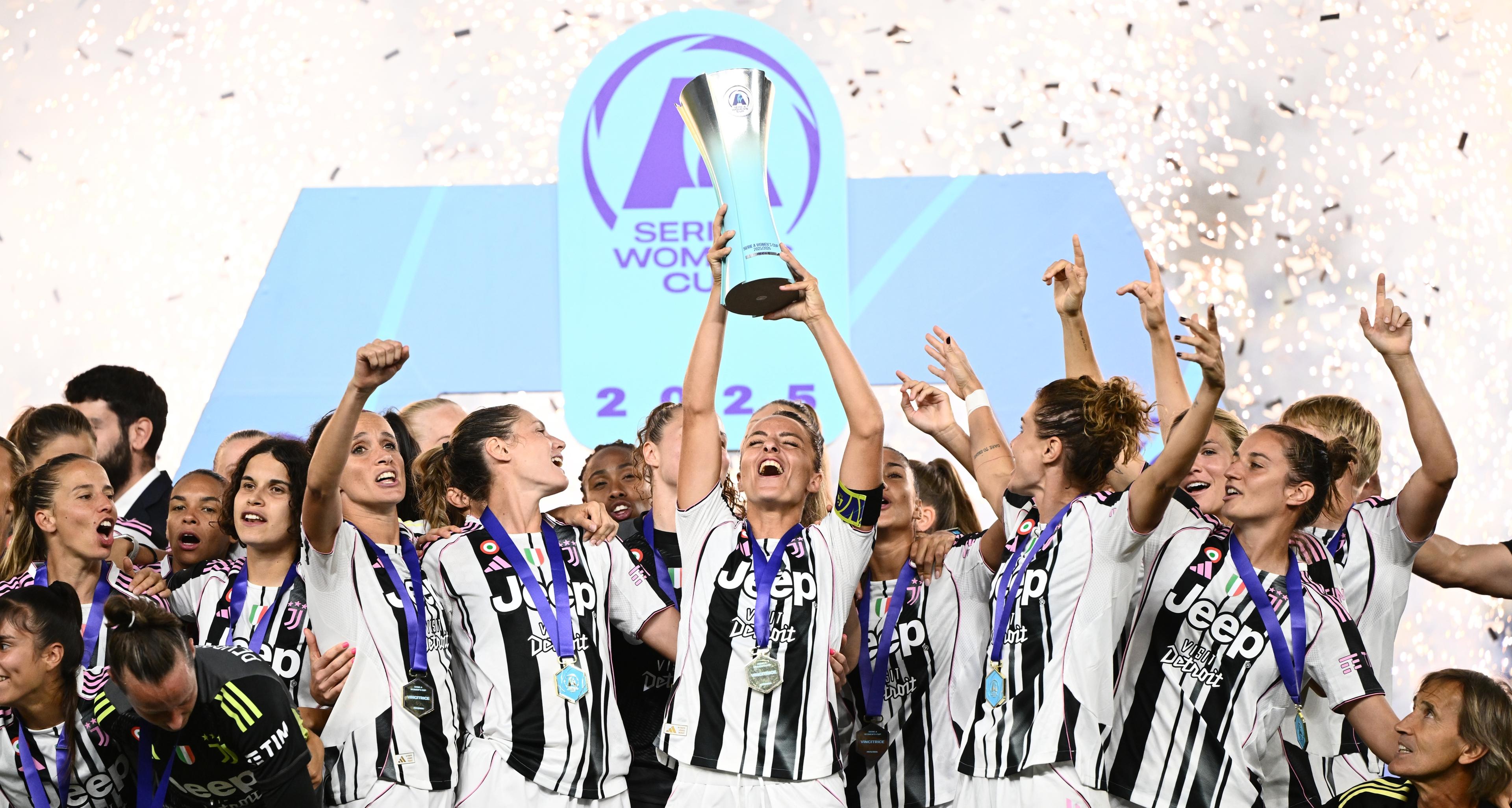 Alla Juventus il primo trofeo della stagione: Roma battuta 3-2