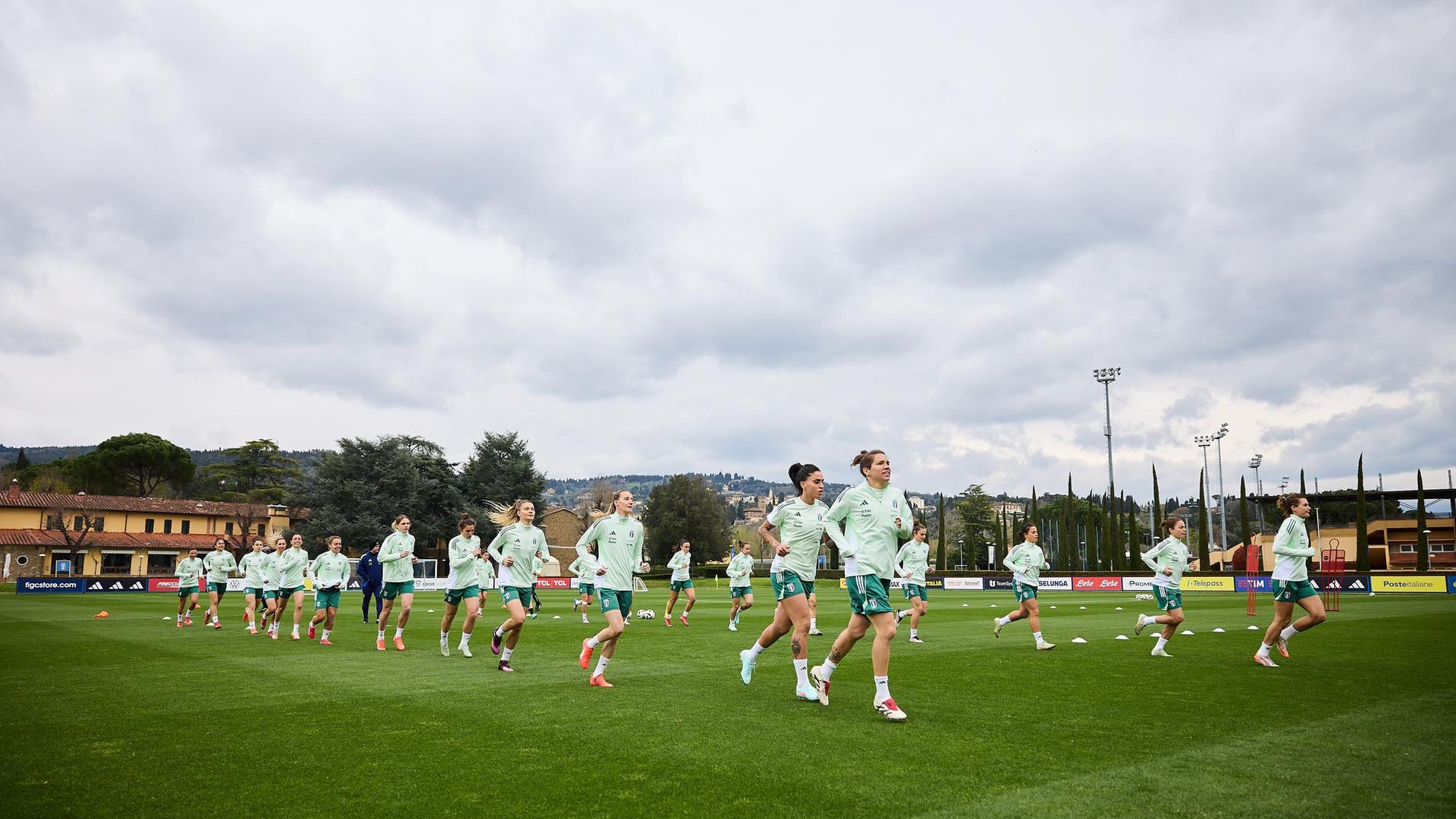 Azzurre in training at Coverciano: Caruso absent, Pandini called up