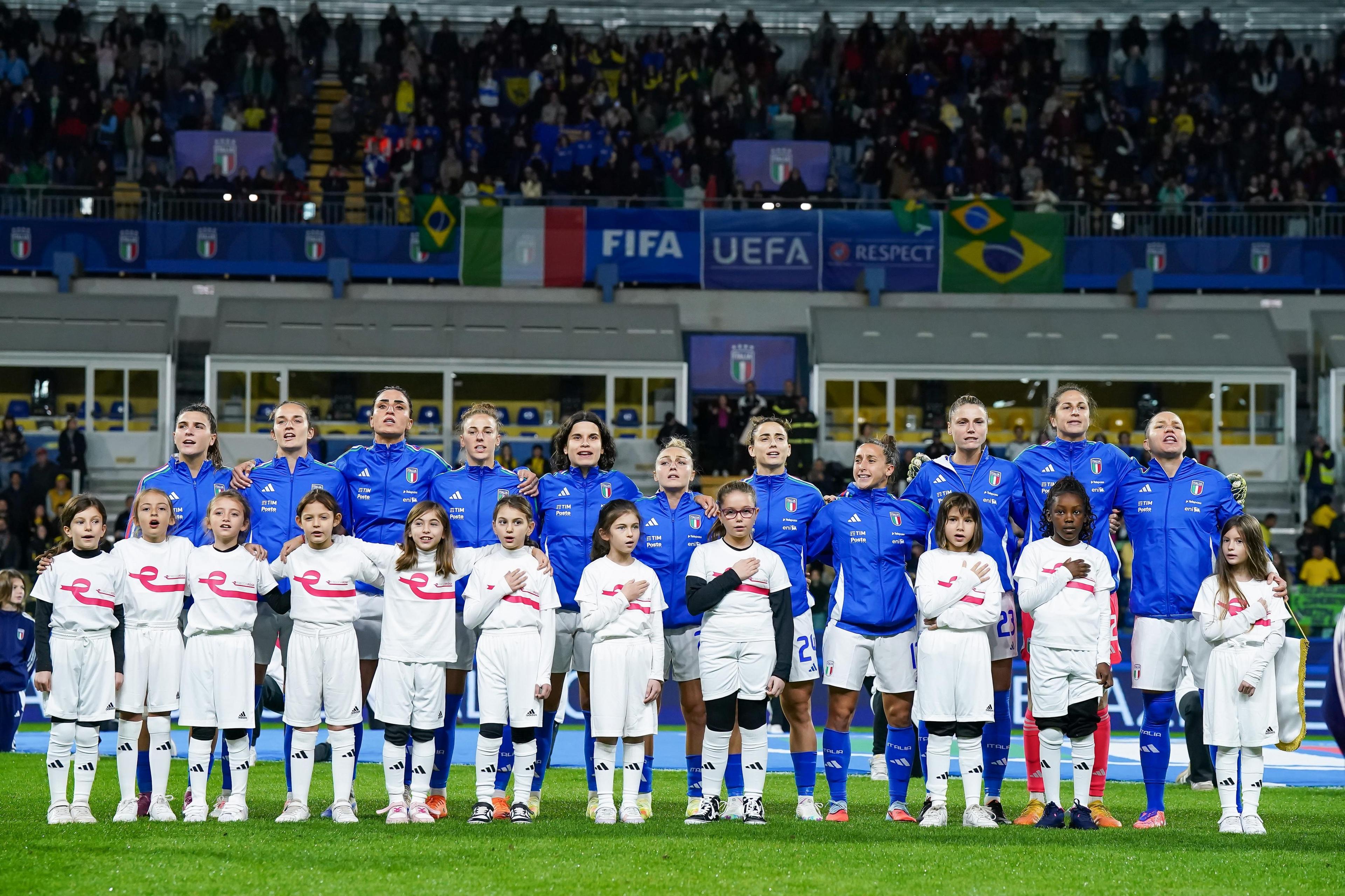 Italia-Brasile femminile: le azzurre incontrano gli studenti di Parma