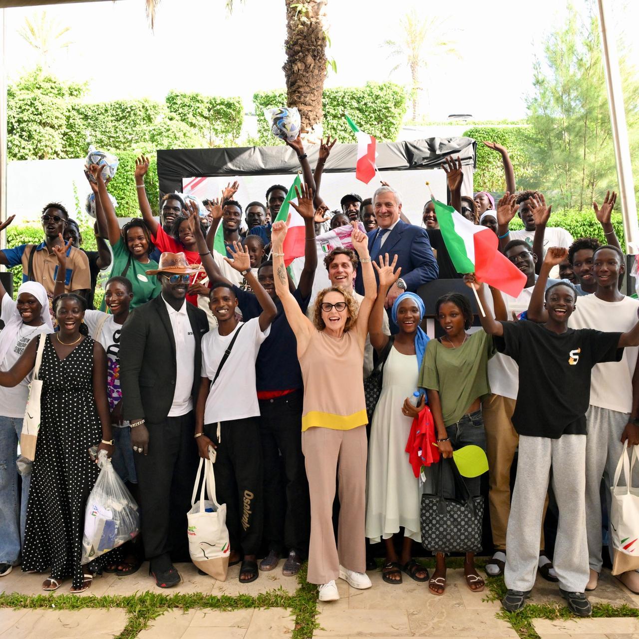 Towards an ‘Olympic’ 2026: FIGC donates shirts and footballs to young Senegalese players