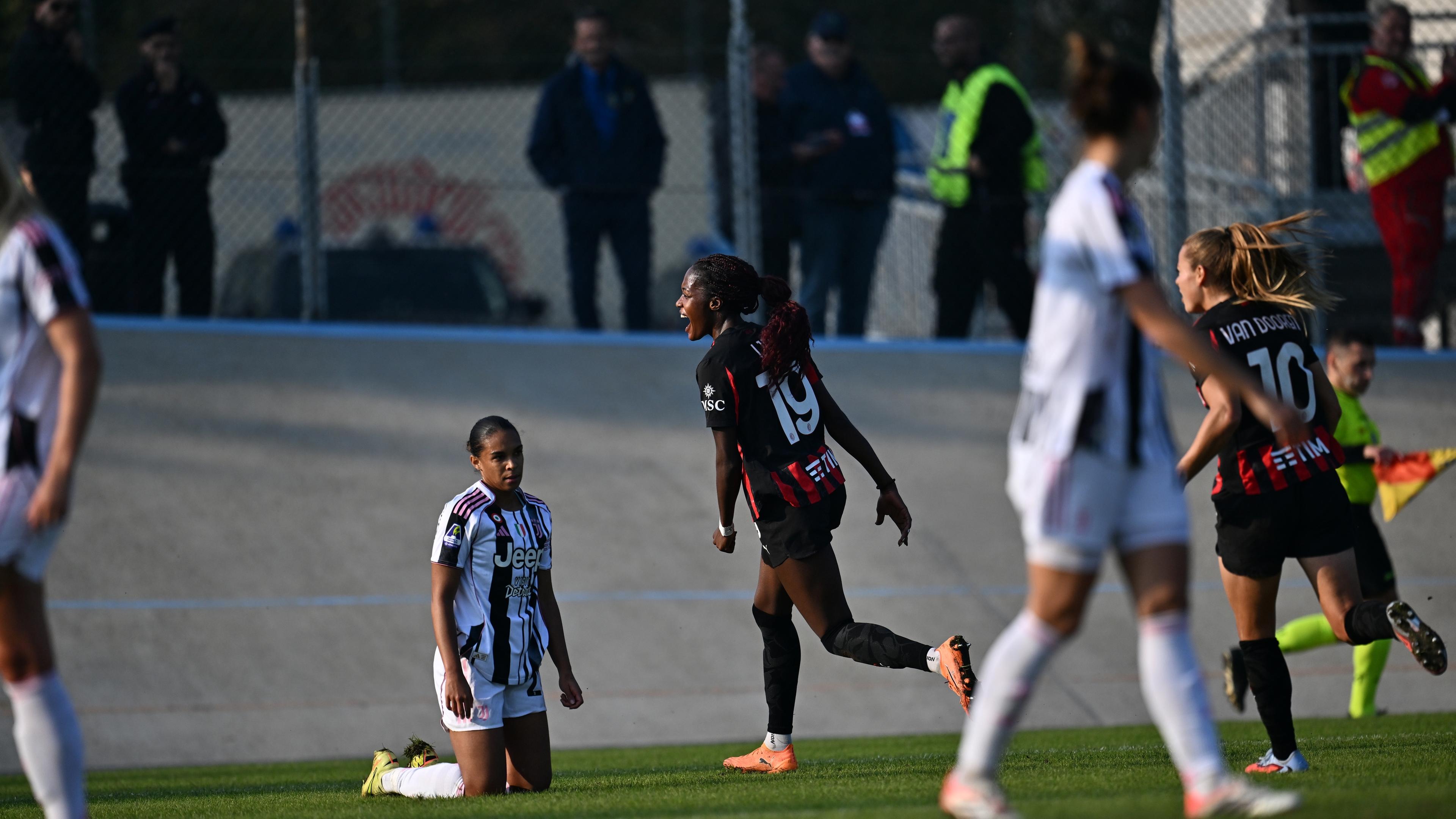 Milan da applausi: regola 2-1 la Juventus e sale al 3° posto. Inter, da 2-0 a 2-2 col Sassuolo