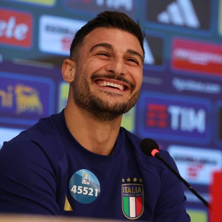 The unexpected top scorer: Orsolini – “I’d even play in goal for Italy”