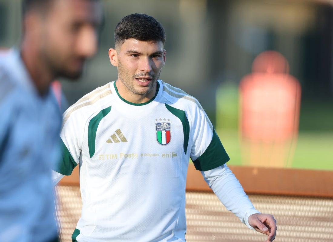 Ultimo allenamento a Coverciano, nel pomeriggio la partenza per la Moldova. Cambiaghi lascia il ritiro