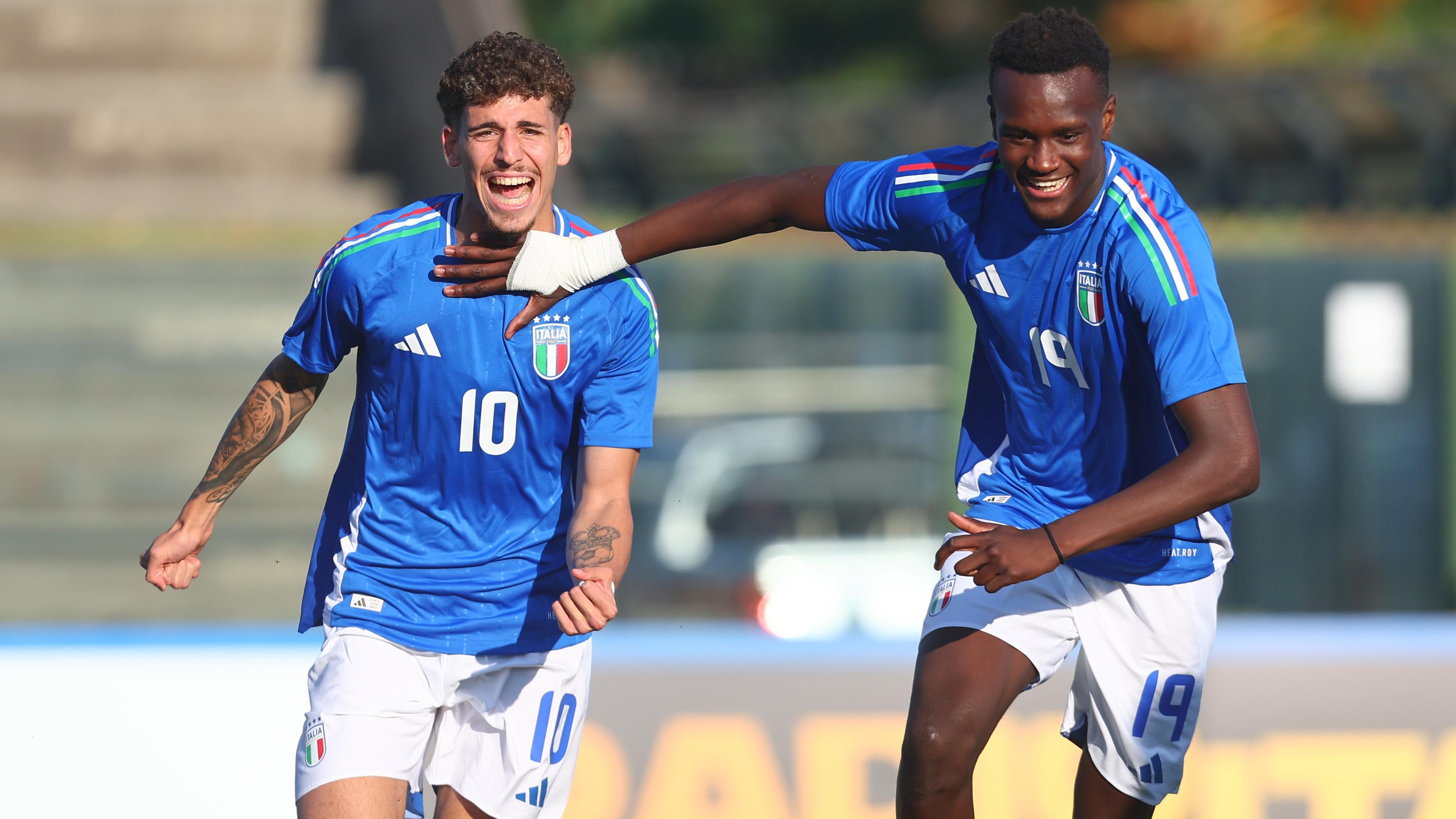 Nazionale Under 19 – Il 10 come Del Piero, due gol e il tatuaggio per “un sogno da coronare”: l’Italia in Sicilia si gode Ciardi