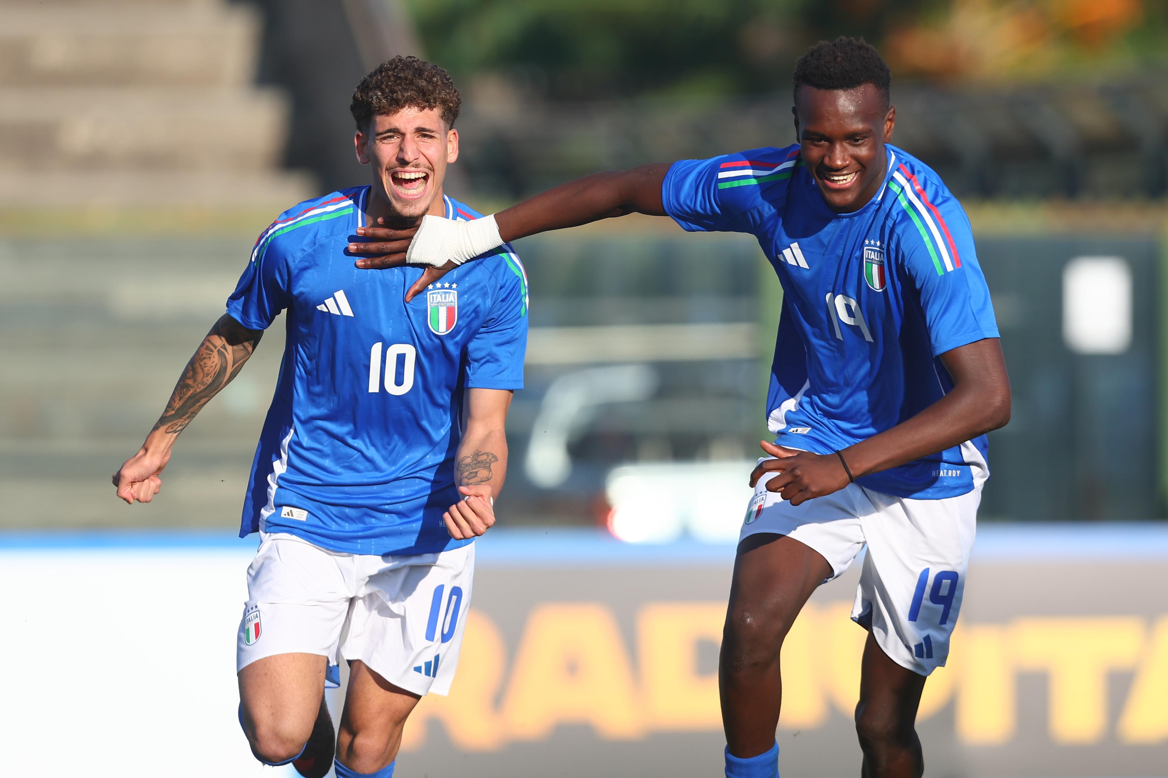 Nazionale Under 19 – Il 10 come Del Piero, due gol e il tatuaggio per “un sogno da coronare”: l’Italia in Sicilia si gode Ciardi