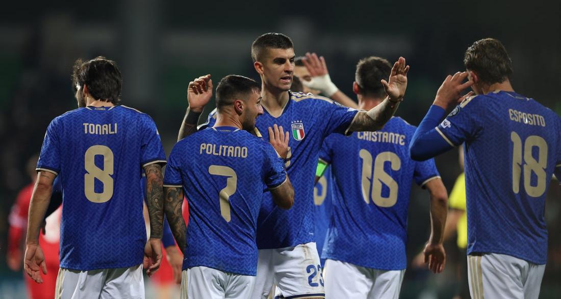 A Chisinau arriva il sesto successo consecutivo, l’Italia passa nel finale con i gol di Mancini e Pio Esposito