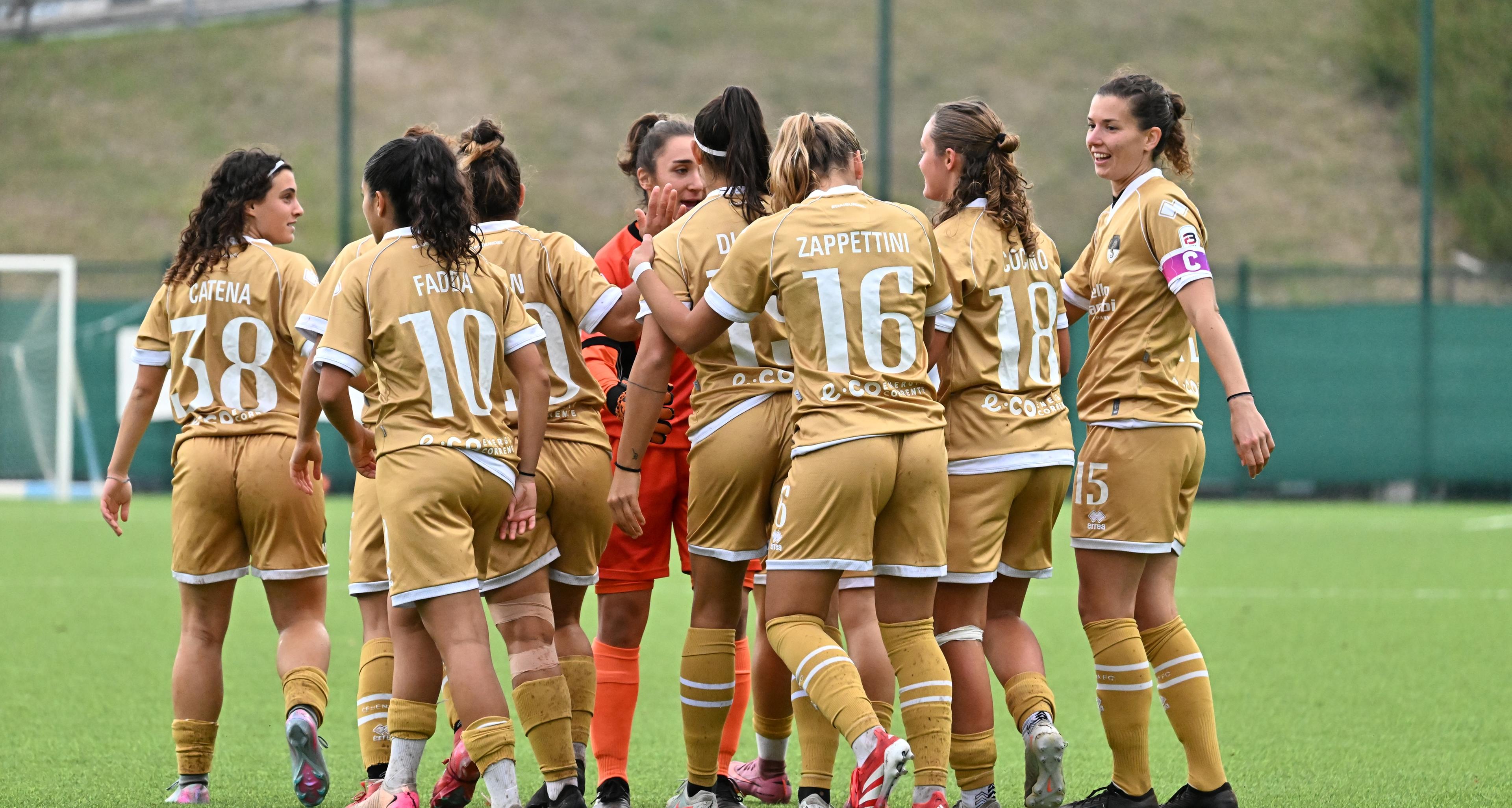 Lo scontro diretto Cesena-Como 1907 illumina la 9ª giornata. Lumezzane a caccia del quinto successo di fila