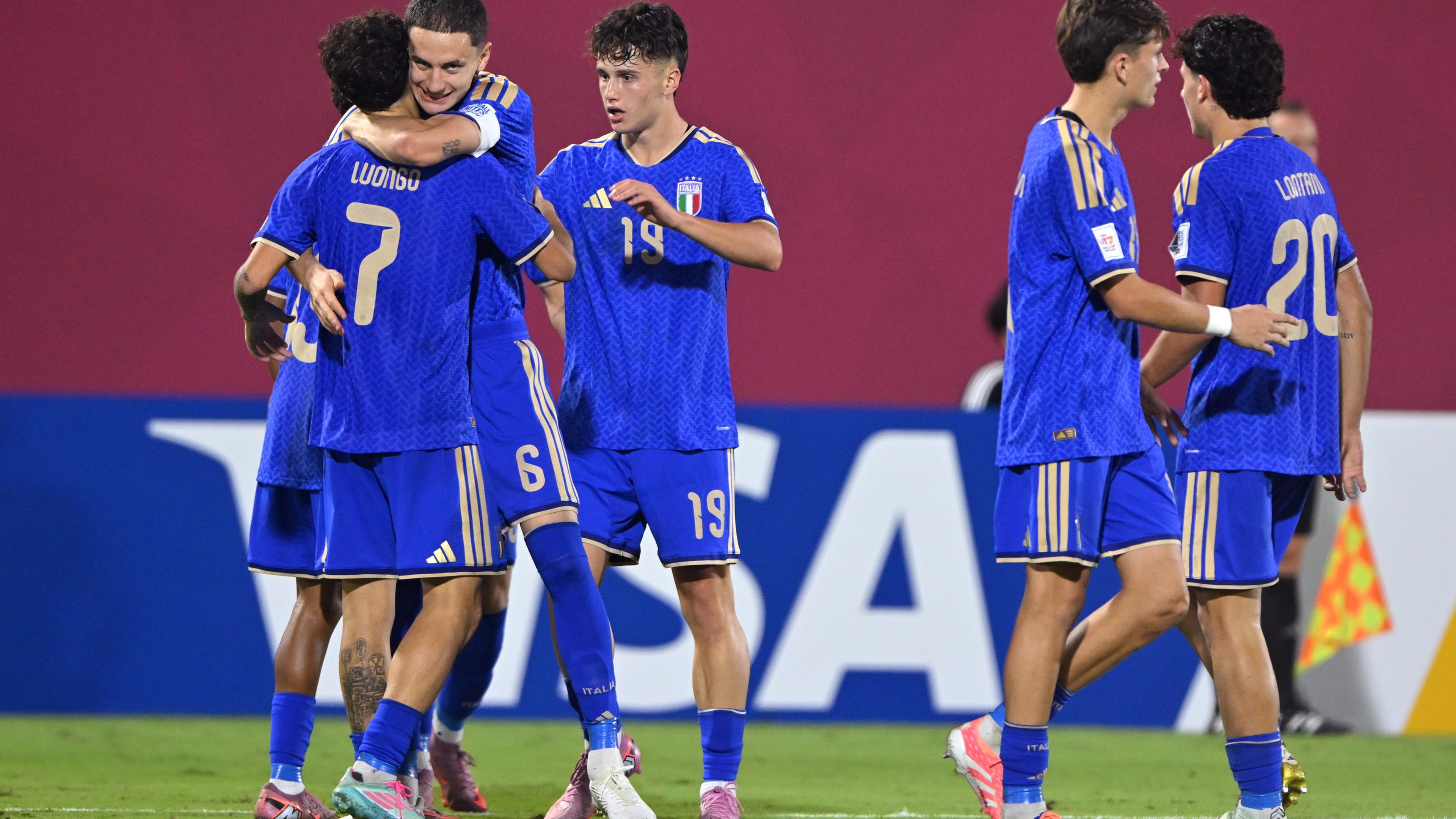 Azzurrini impeccabili: 2-0 alla Cechia nei sedicesimi. Il 18 novembre c’è l’Uzbekistan