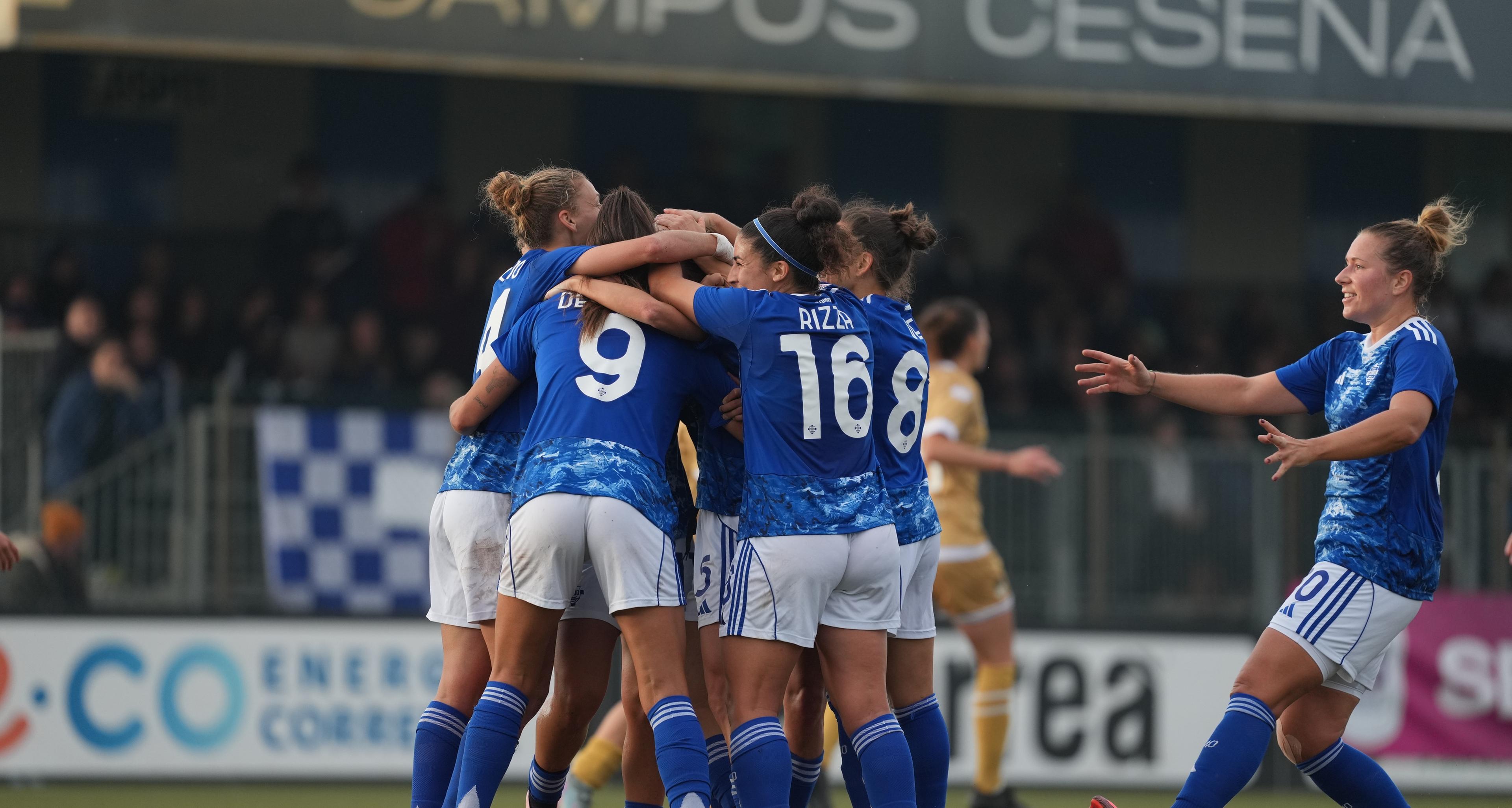 Il Como 1907 torna in vetta: Cesena ko 1-0. Lumezzane 3°, goleada Bologna e colpo del Frosinone