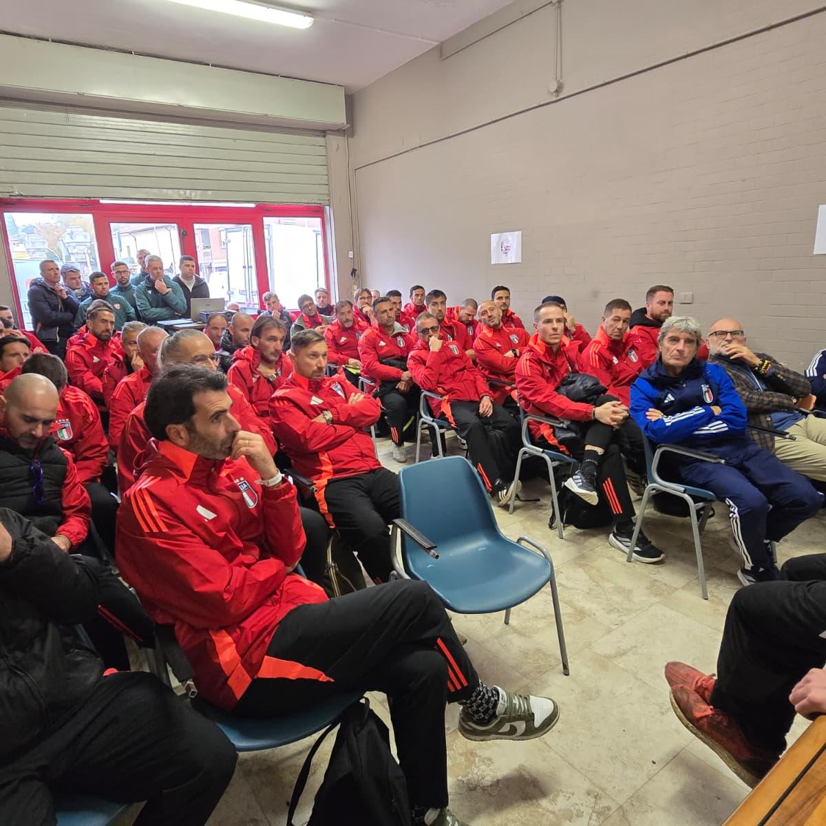 Un giorno di stage al Carpi: gli allievi del corso UEFA A ospiti del club emiliano di Serie C