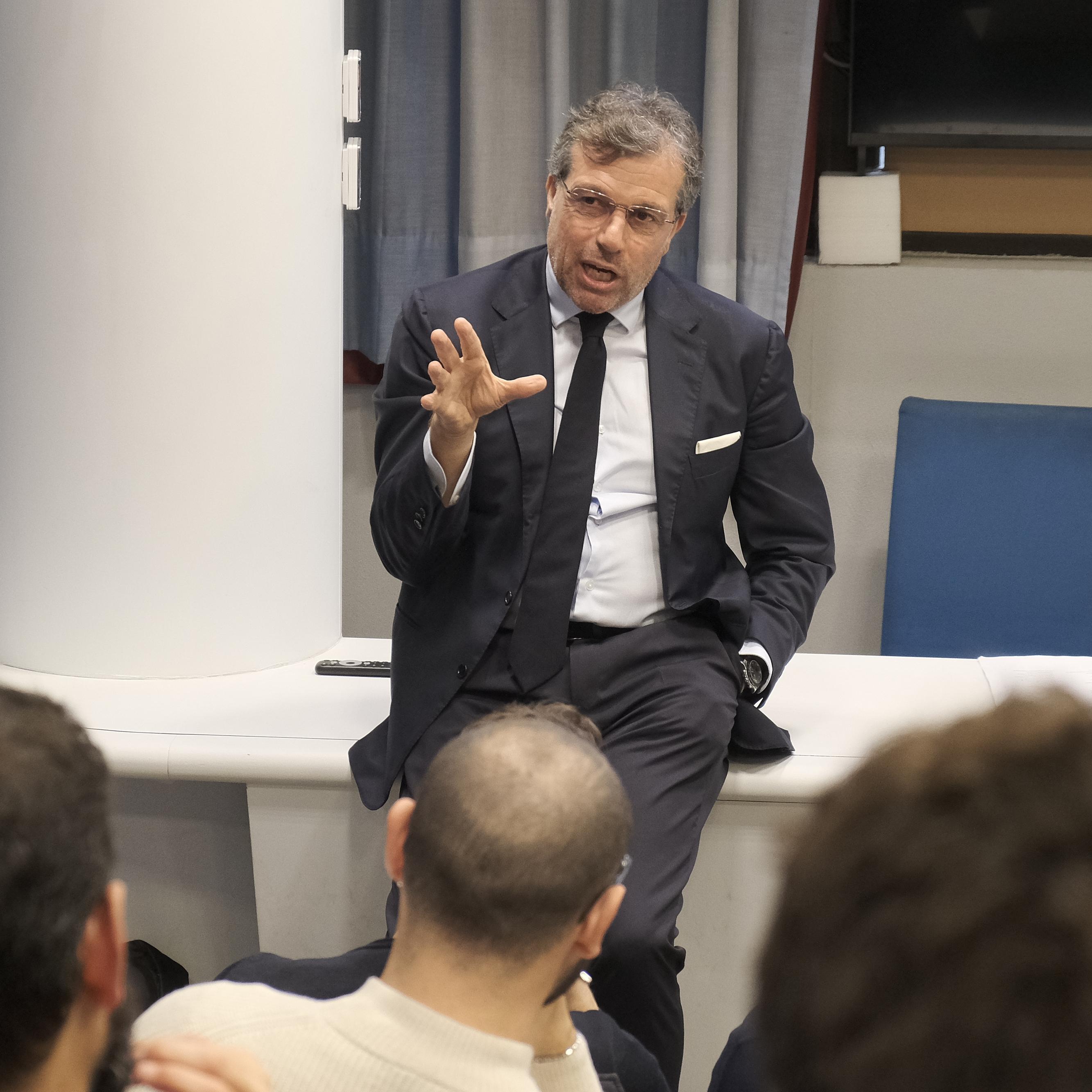 Giuntoli in cattedra a Coverciano al corso per Ds: “Il nostro mestiere è sempre più difficile”