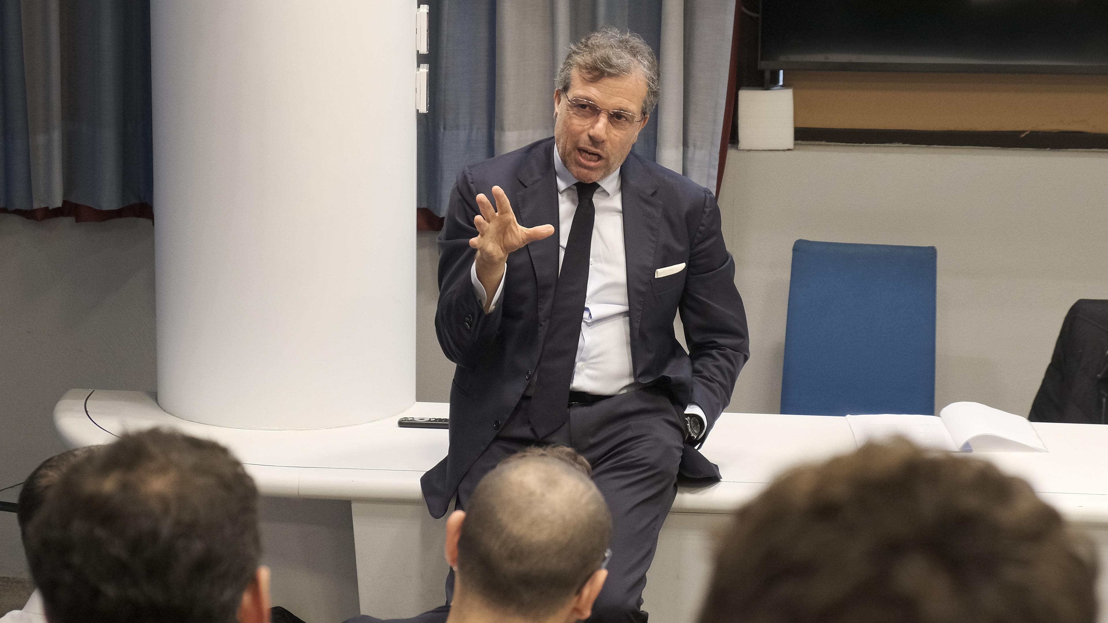 Giuntoli in cattedra a Coverciano al corso per Ds: “Il nostro mestiere è sempre più difficile”