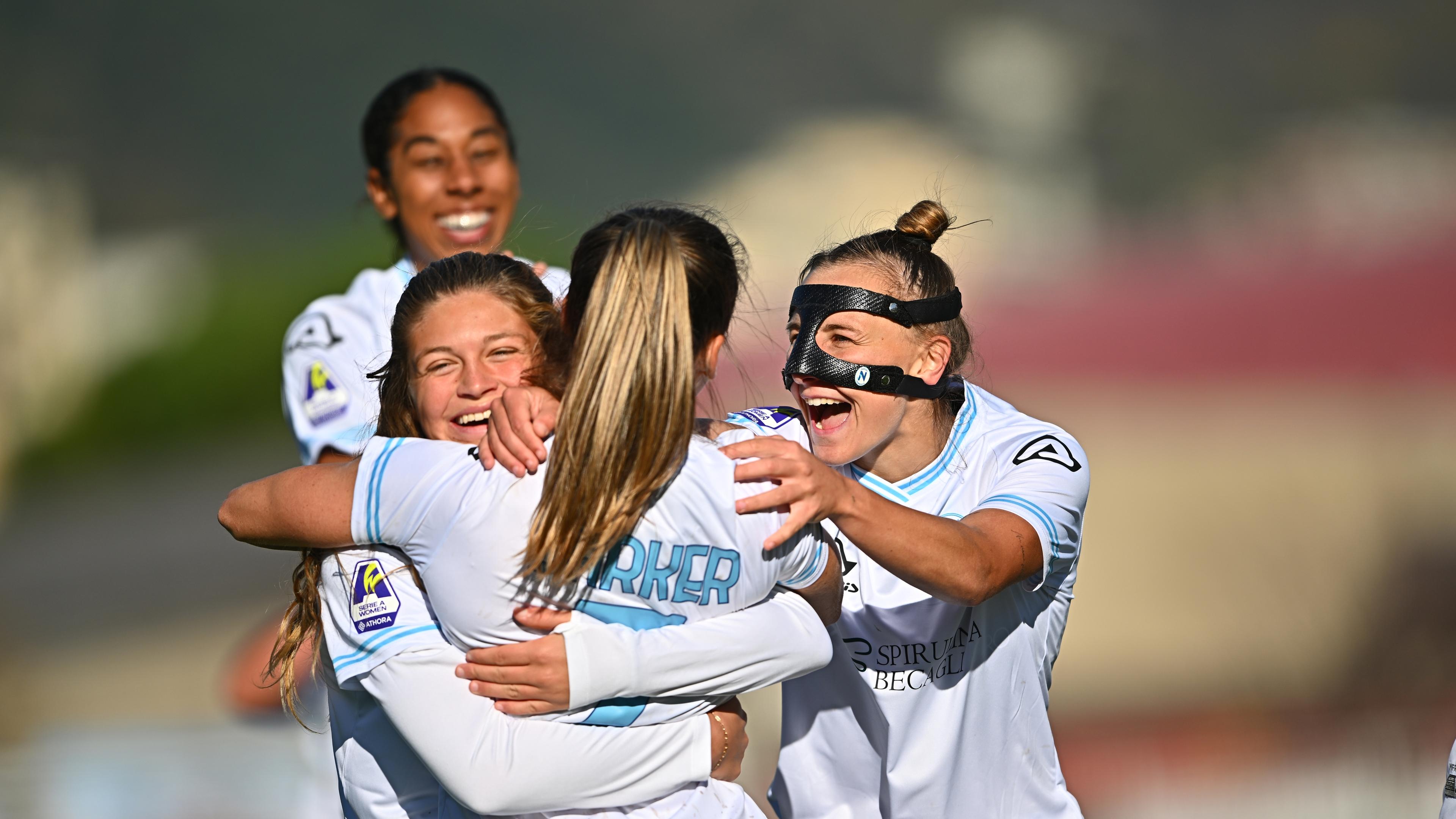 Il Napoli fa festa di rimonta: Genoa battuto 3-1 e 2° posto. 0-0 tra Ternana e Parma