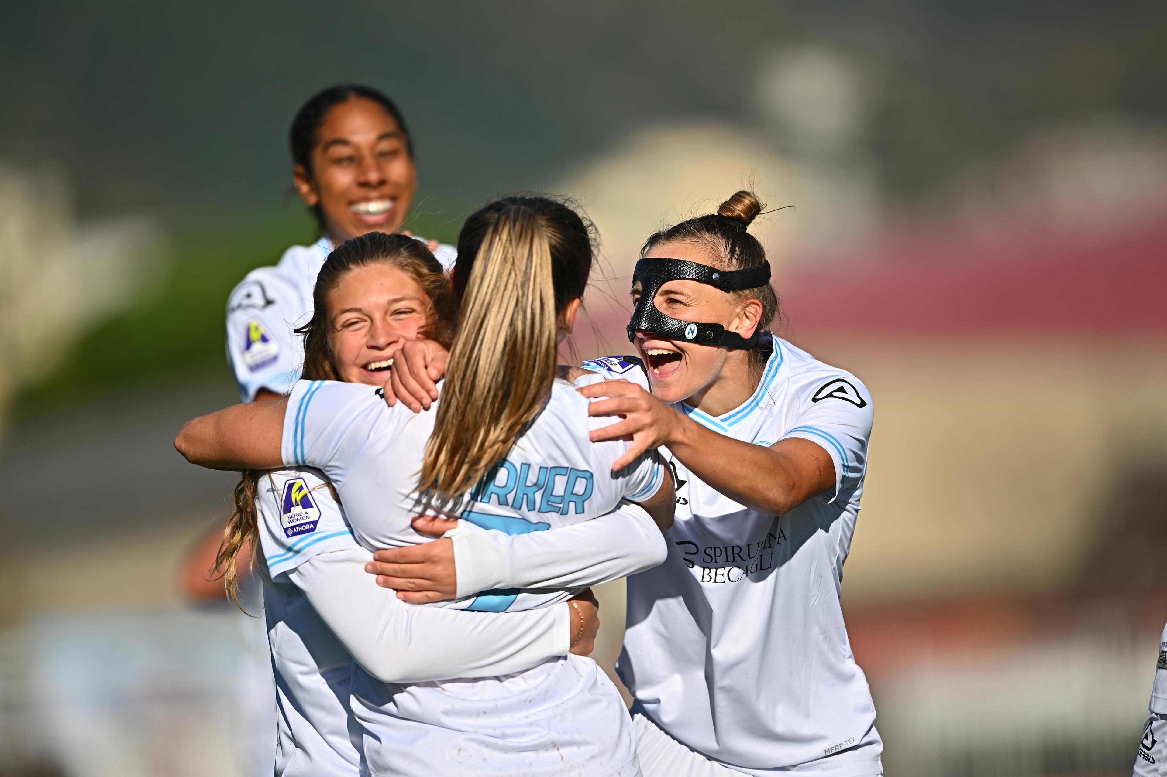 Il Napoli fa festa di rimonta: Genoa battuto 3-1 e 2° posto. 0-0 tra Ternana e Parma