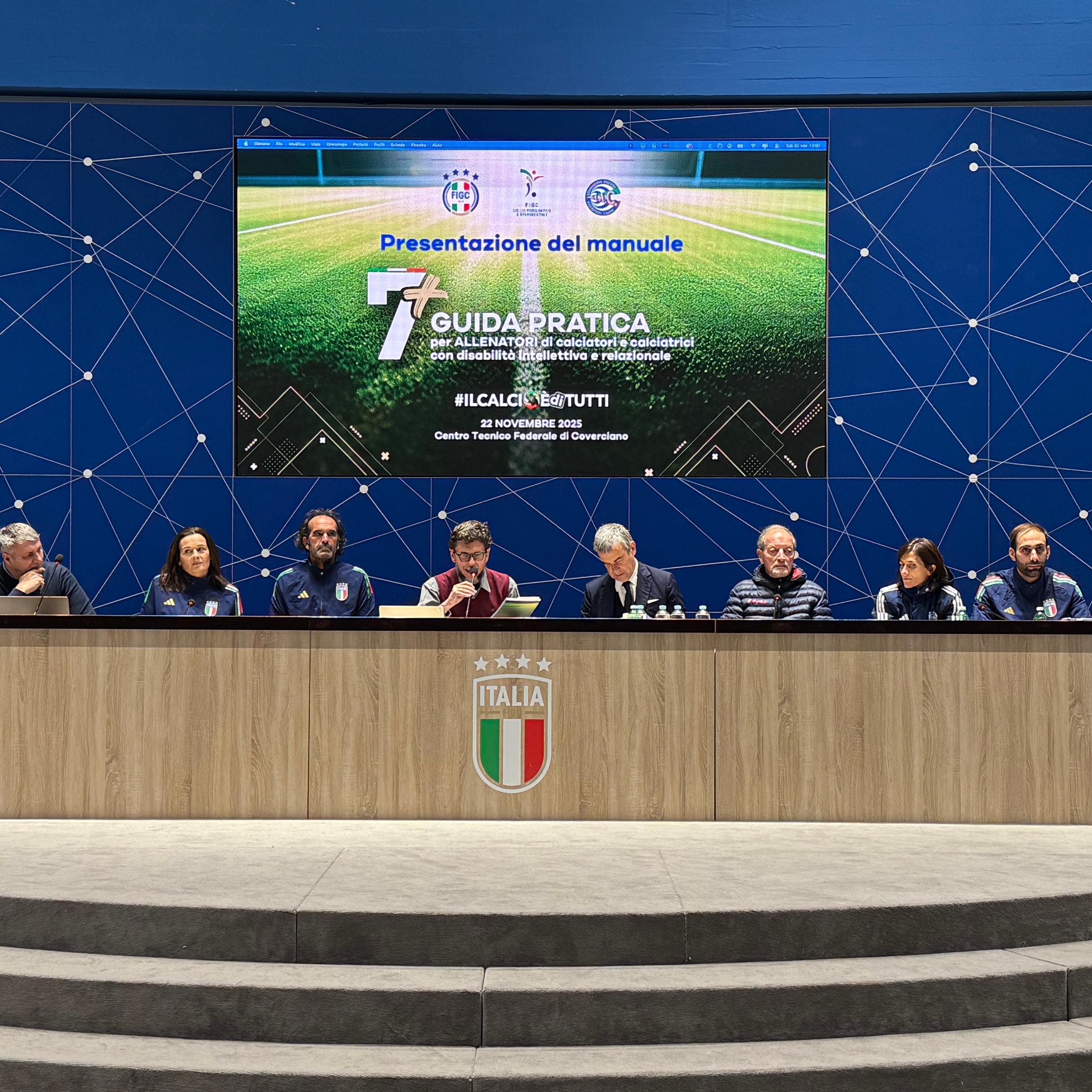 Presentata a Coverciano '7+', la prima guida pratica per allenatori di calciatori con disabilità