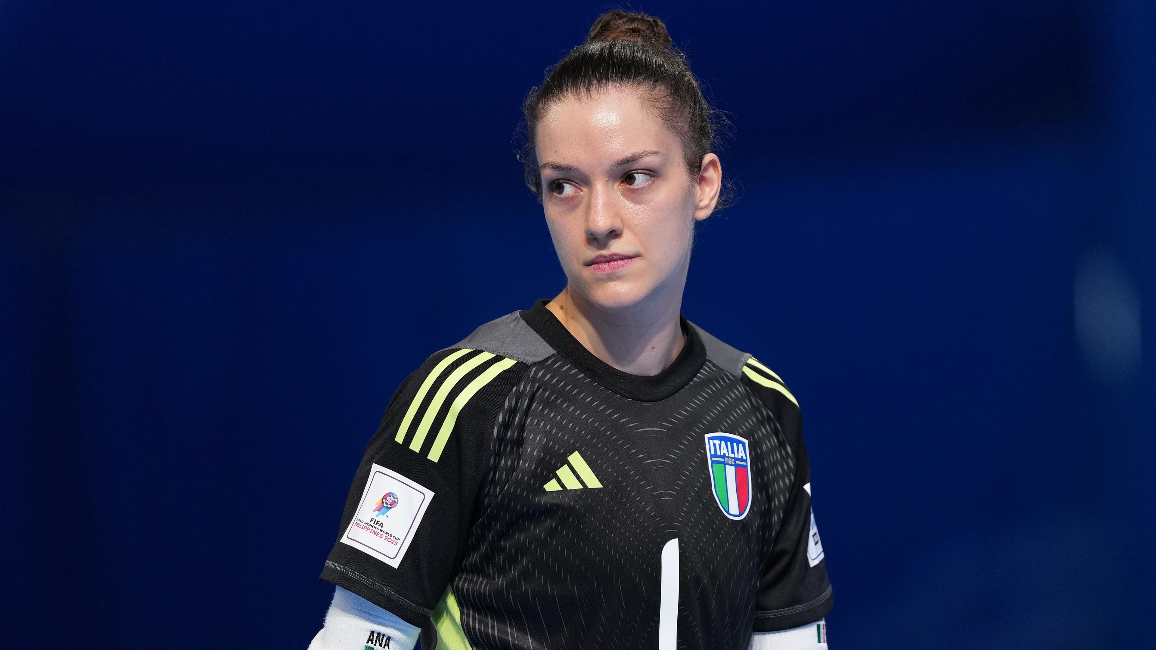 Esordio Mondiale con clean sheet, le mani di Sestari a protezione della porta italiana