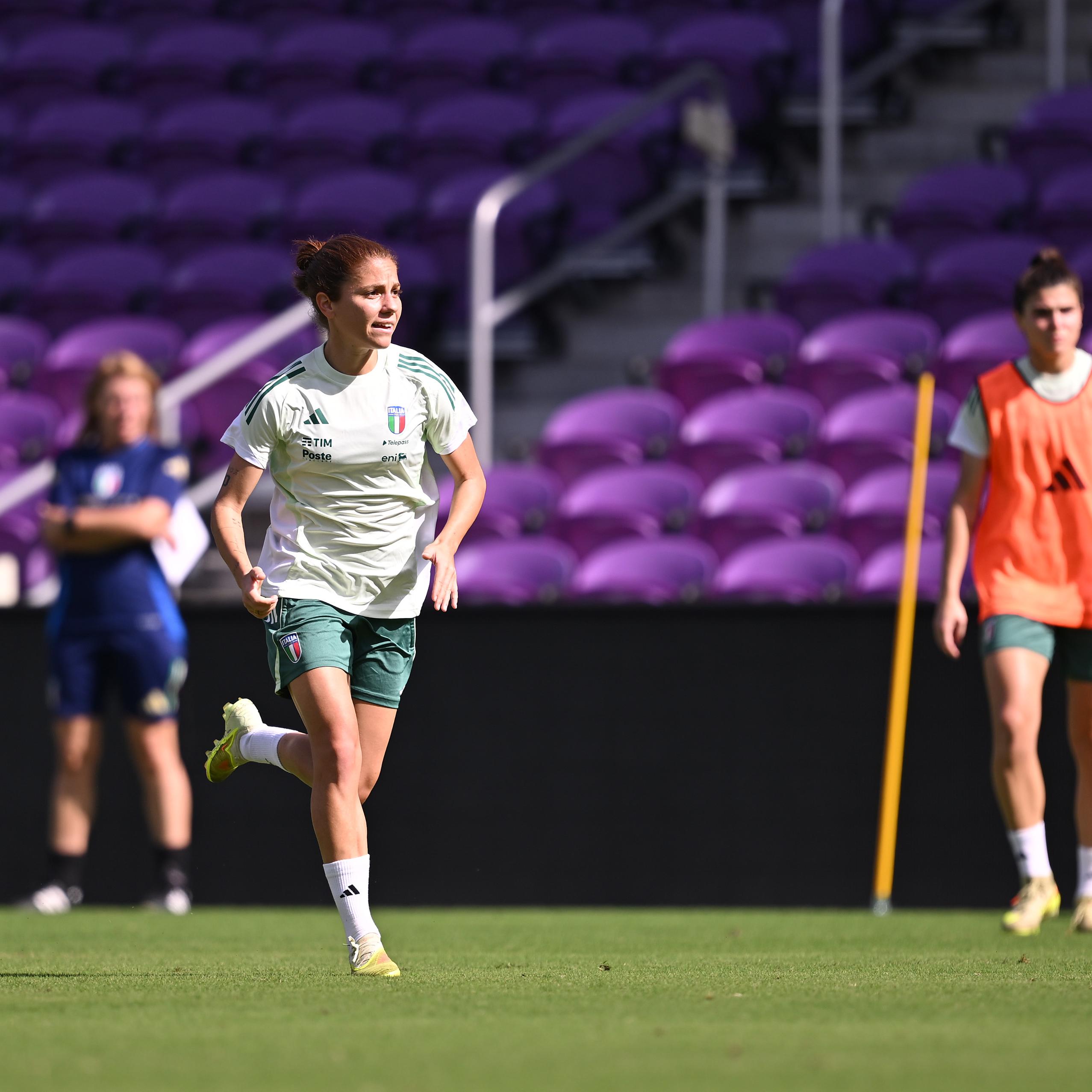 Le Azzurre prendono le misure con l’Inter&Co Stadium, sede della prima sfida con gli USA. Giugliano: “Che momento”