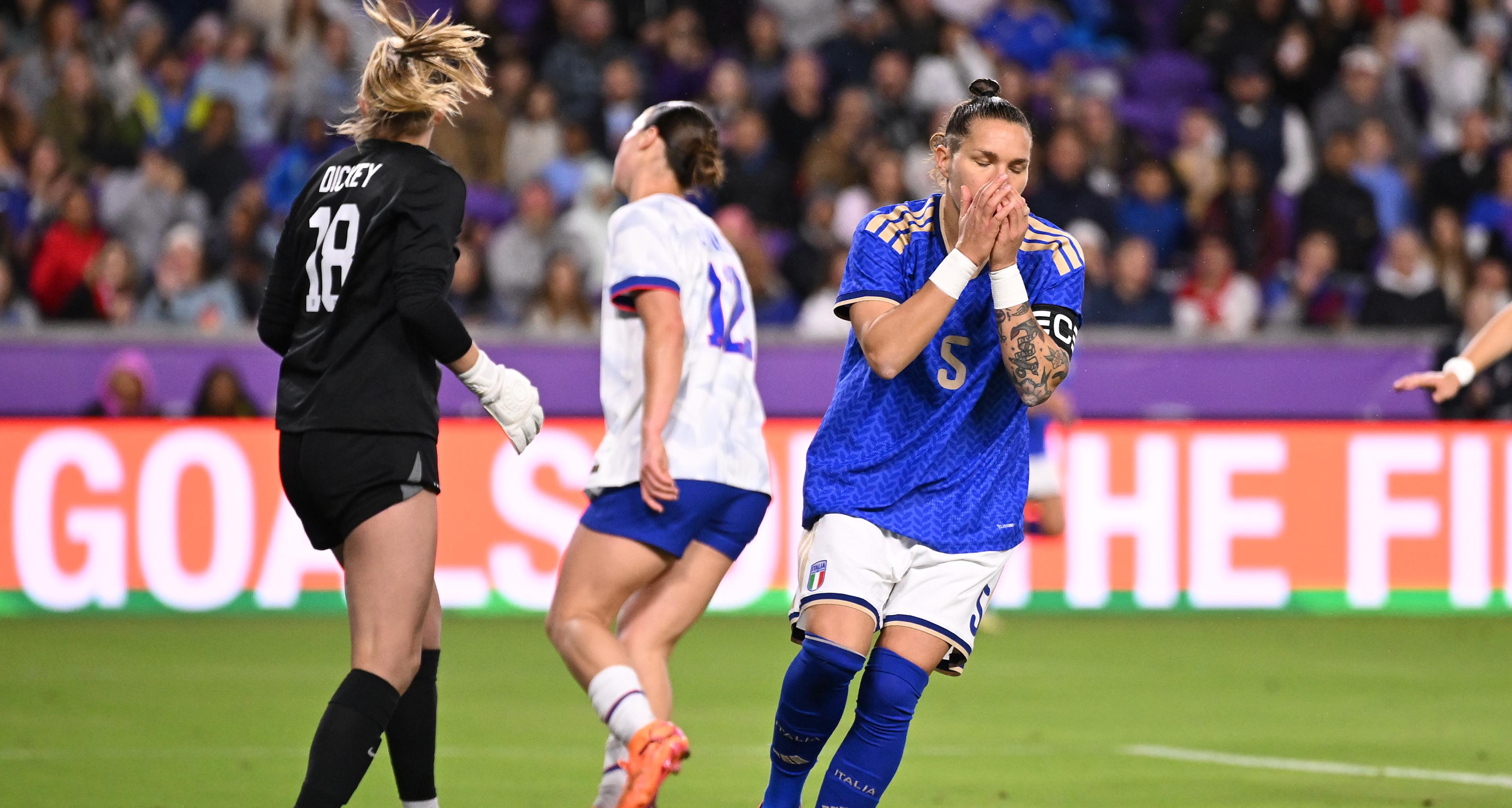 Azzurre sconfitte 3-0 nella prima amichevole con gli Stati Uniti. Soncin: “Esperienza che ci farà crescere”