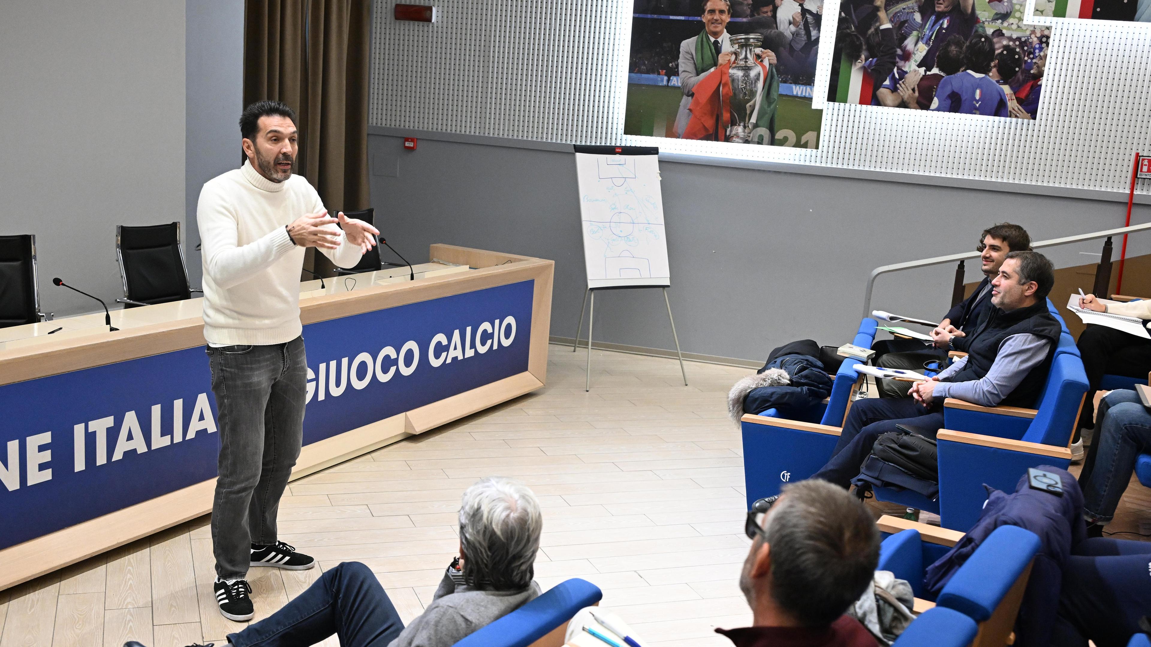 Corso per Ds a Coverciano: la lezione di Buffon