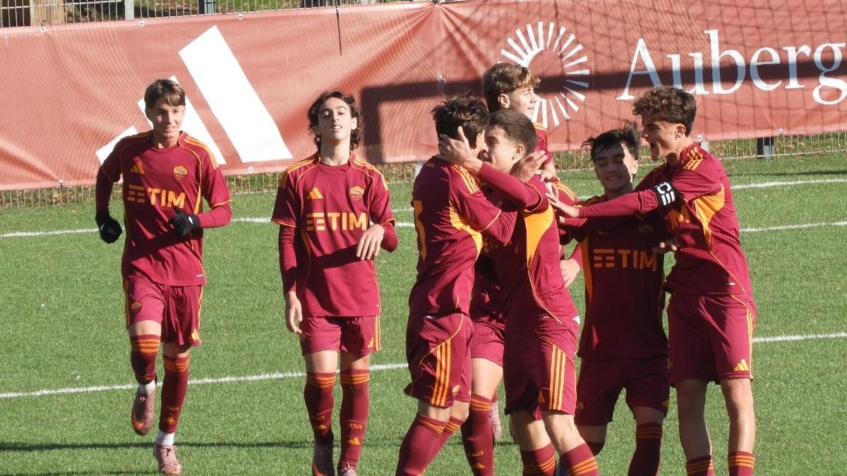 Under 15 Serie A e B, la capolista Roma si prende il derby: 2-0 alla Lazio a Trigoria