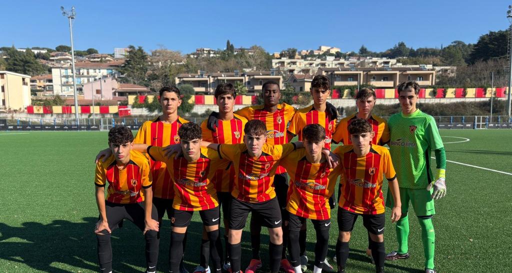 Under 15 Serie C, Benevento travolgente: 7-0 al Pineto e primo posto a punteggio pieno