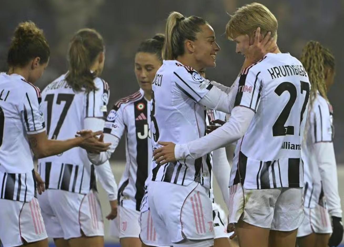 La Juve strapazza il St. Pölten e si assicura il pass per i playoff. Alle 21 la Roma sfida il Chelsea allo Stamford Bridge