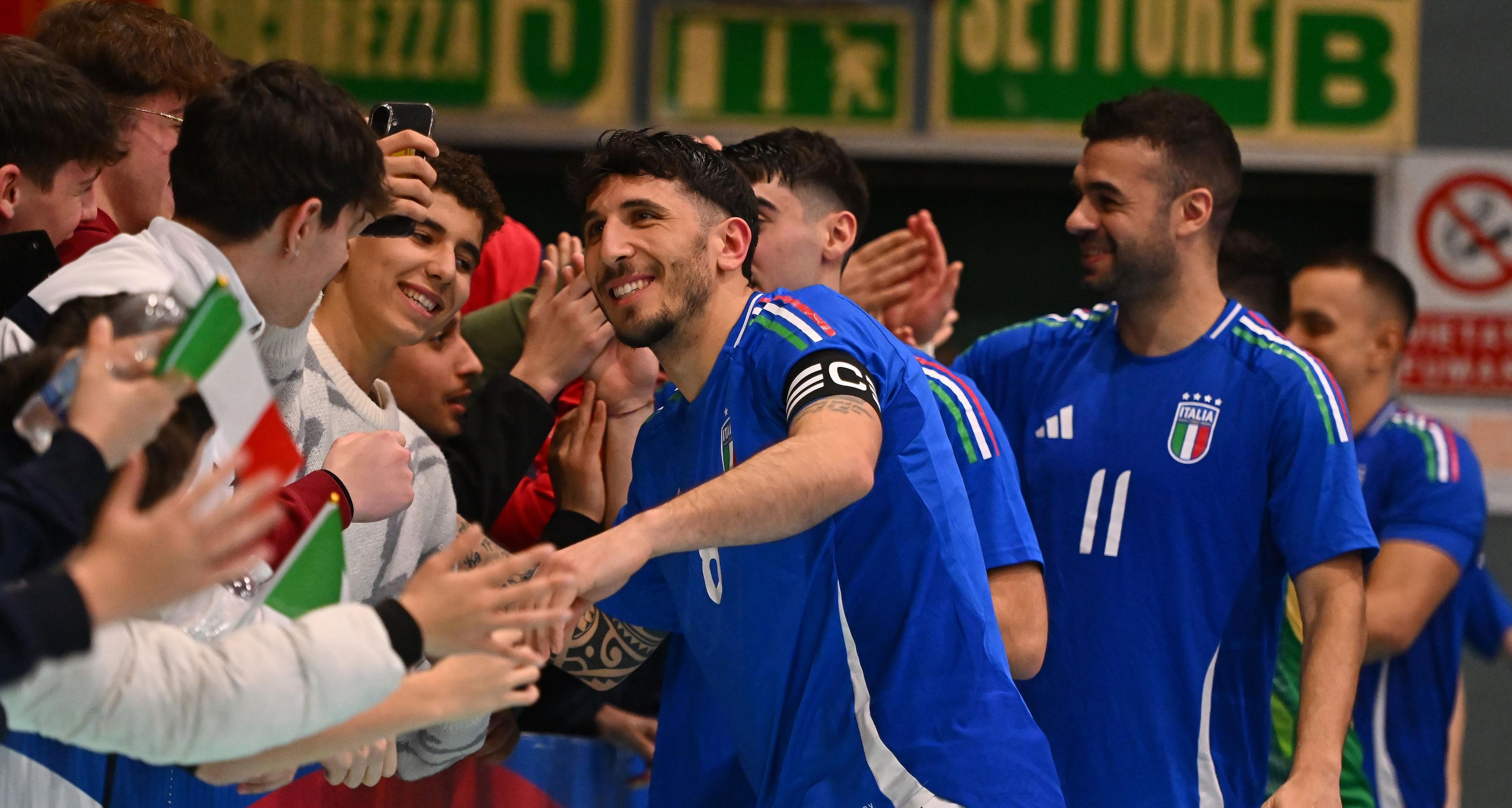 Carmelo Musumeci tedoforo a Catania per i Giochi Olimpici Invernali di Milano Cortina 2026