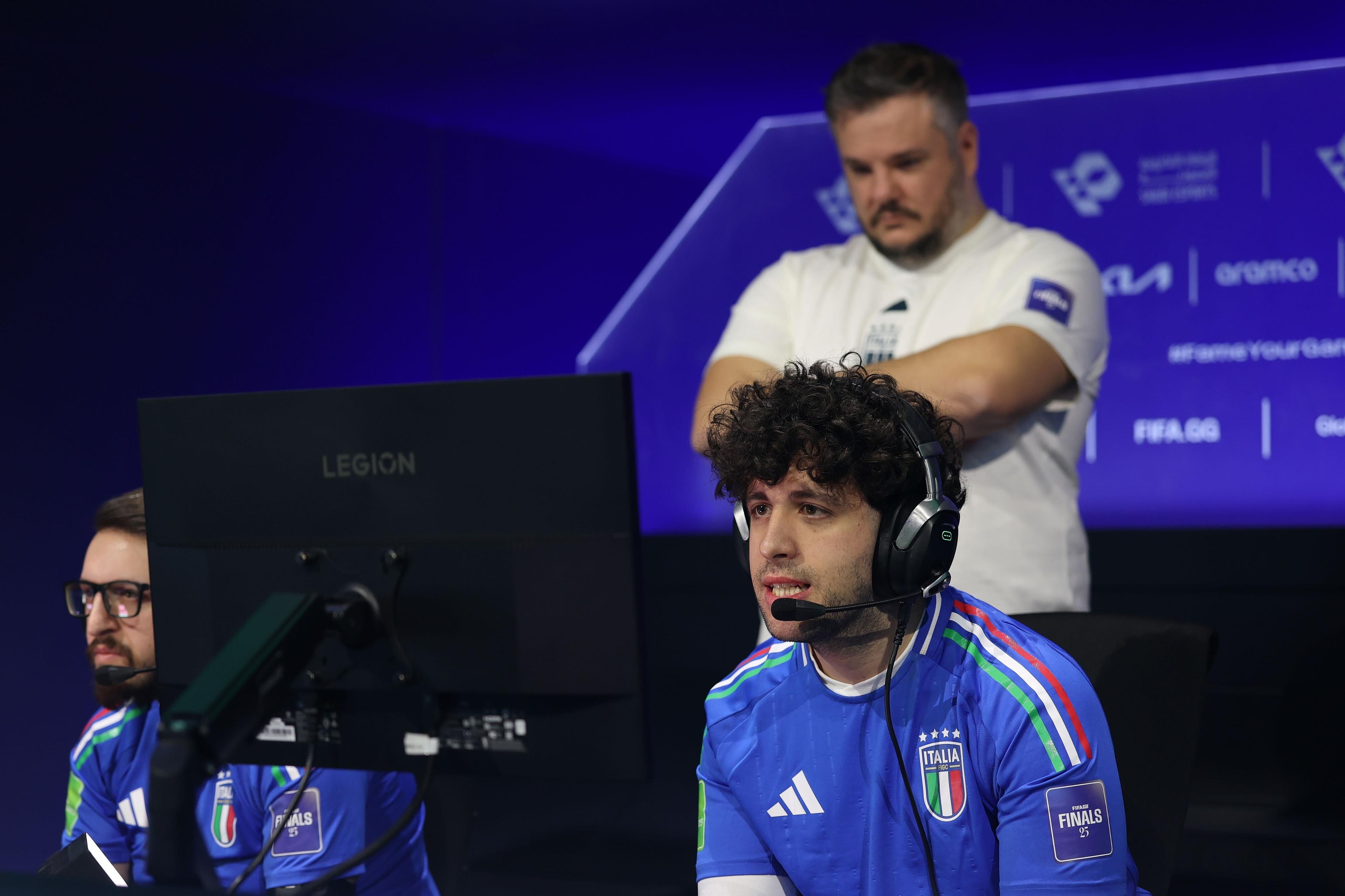 L’Italia parte alla grande a Riyad: Azzurri primi nel girone nella FIFAe World Cup 2025 featuring eFootball, nei quarti c’è il Messico