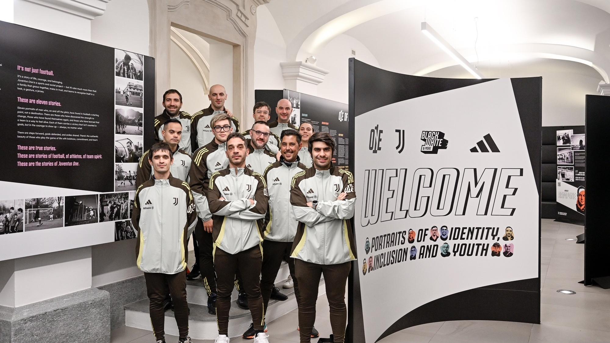 La stupenda mostra fotografica di Juventus One, con 11 ritratti di atleti della squadra paralimpica bianconera