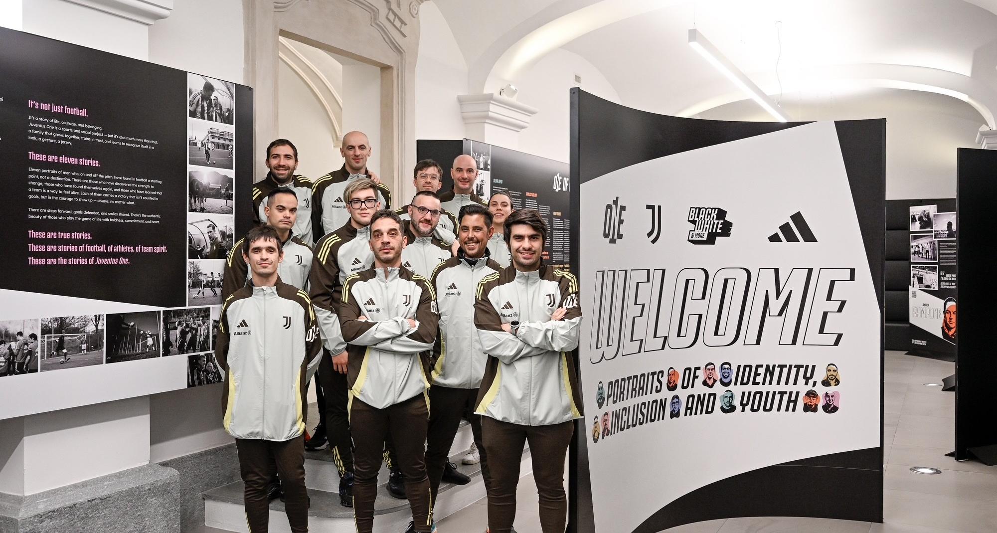 La stupenda mostra fotografica di Juventus One, con 11 ritratti di atleti della squadra paralimpica bianconera