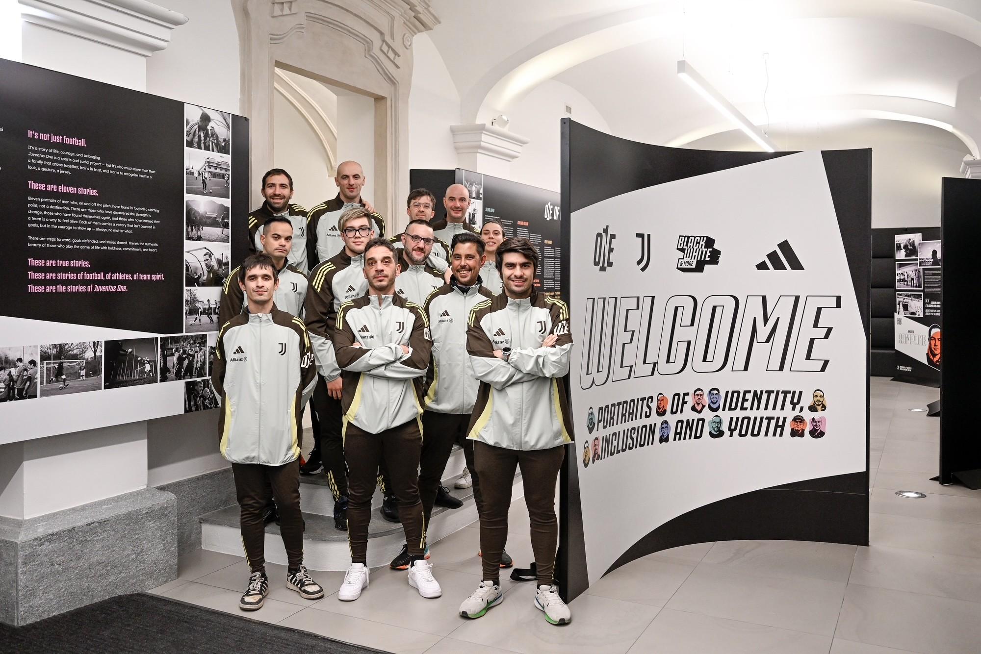 La stupenda mostra fotografica di Juventus One, con 11 ritratti di atleti della squadra paralimpica bianconera