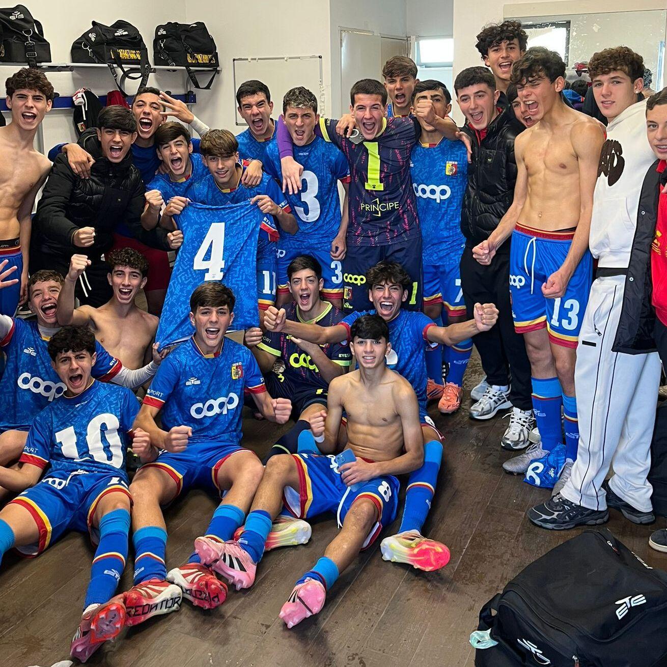 Under 15 Serie A e B, poker del Catanzaro nel Girone C: 4-0 alla capolista Roma