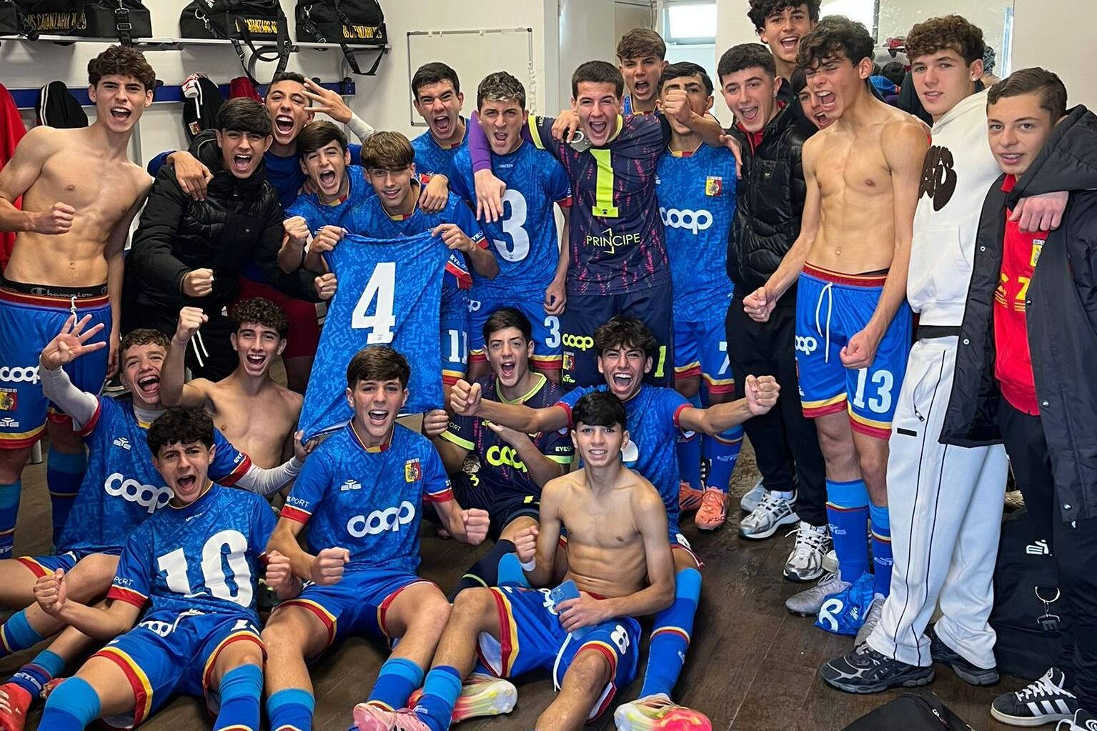 Under 15 Serie A e B, poker del Catanzaro nel Girone C: 4-0 alla capolista Roma