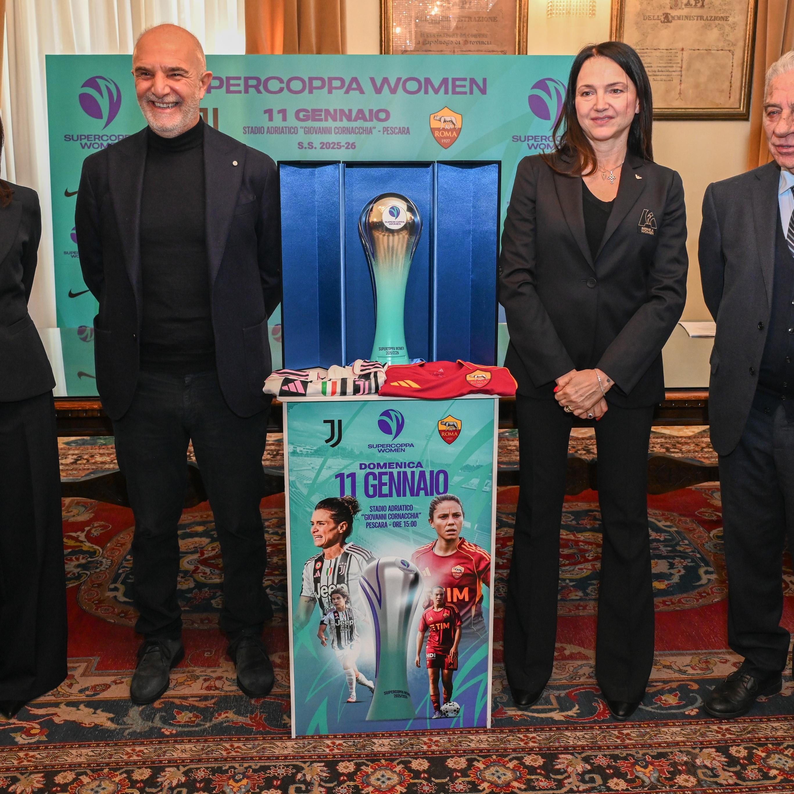 Presentata la Supercoppa Women dell’11 gennaio: Juventus e Roma, lo show fa tappa a Pescara. “Sarà spettacolo, in campo e fuori”