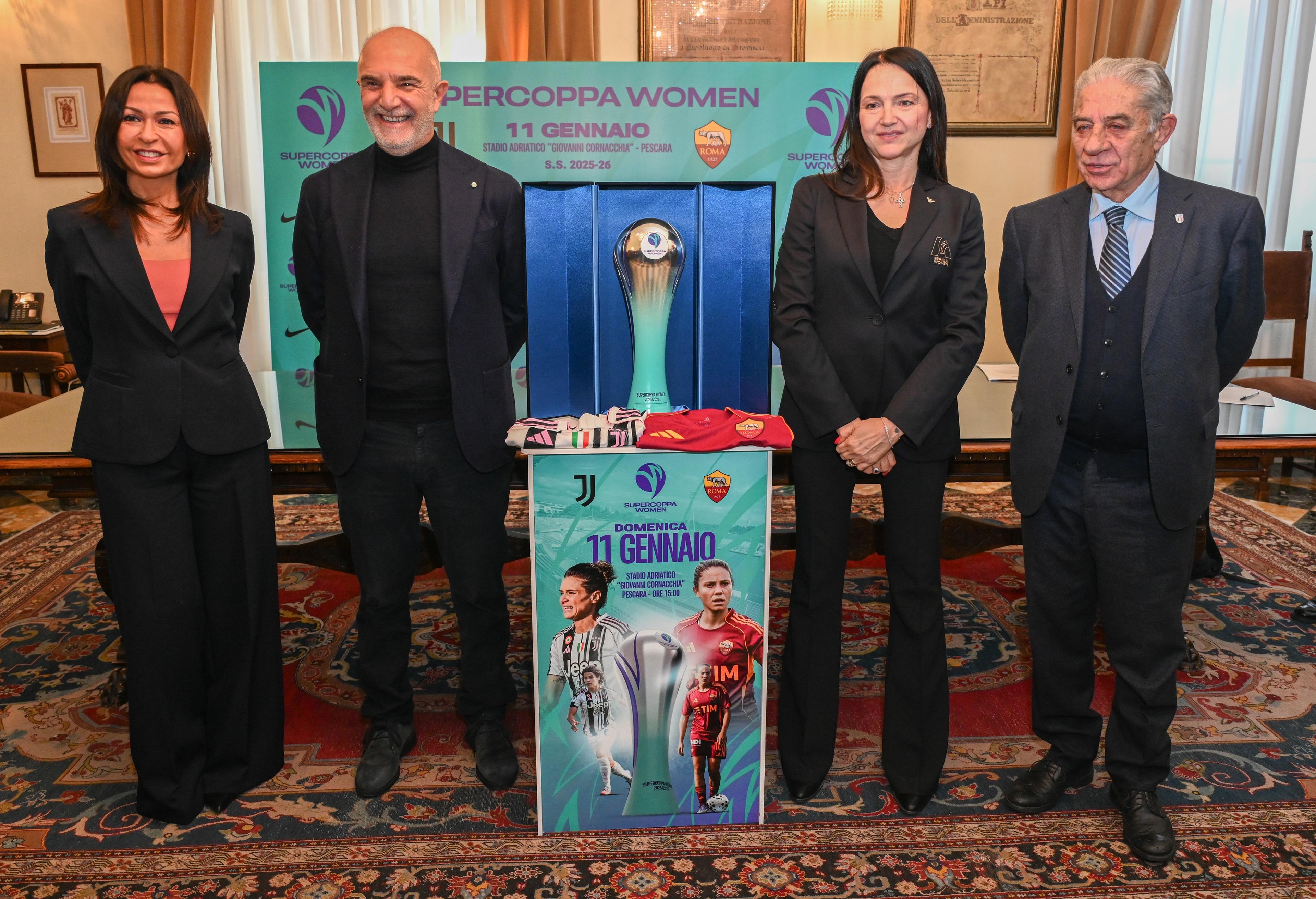 Presentata la Supercoppa Women dell’11 gennaio: Juventus e Roma, lo show fa tappa a Pescara. “Sarà spettacolo, in campo e fuori”