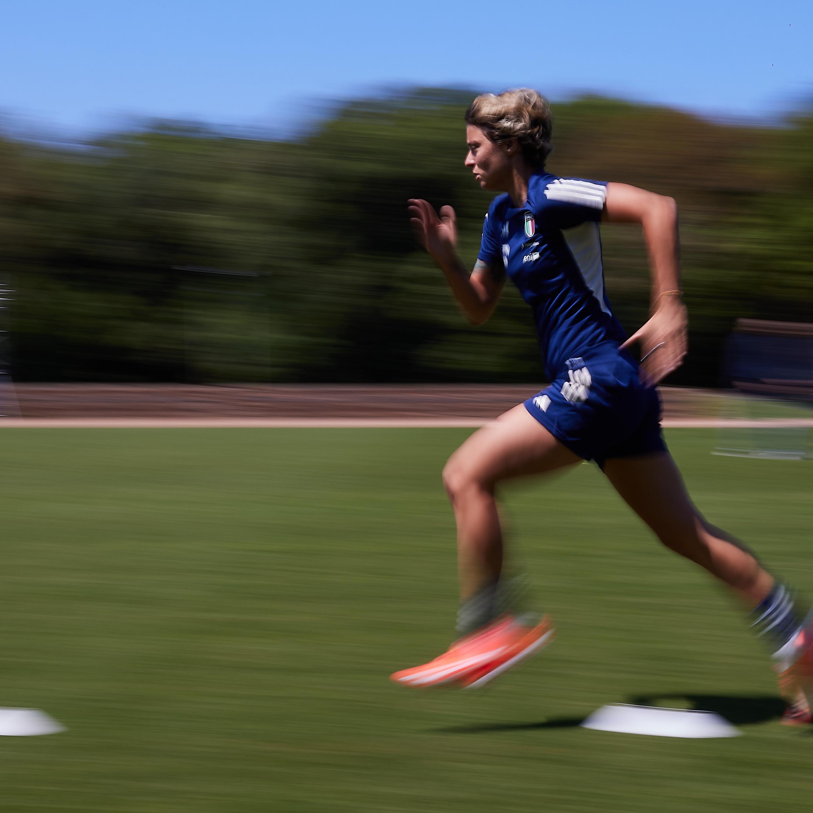 Dall’individualizzazione del carico di allenamento ai rondos 4 contro 2: disponibile il nuovo Notiziario