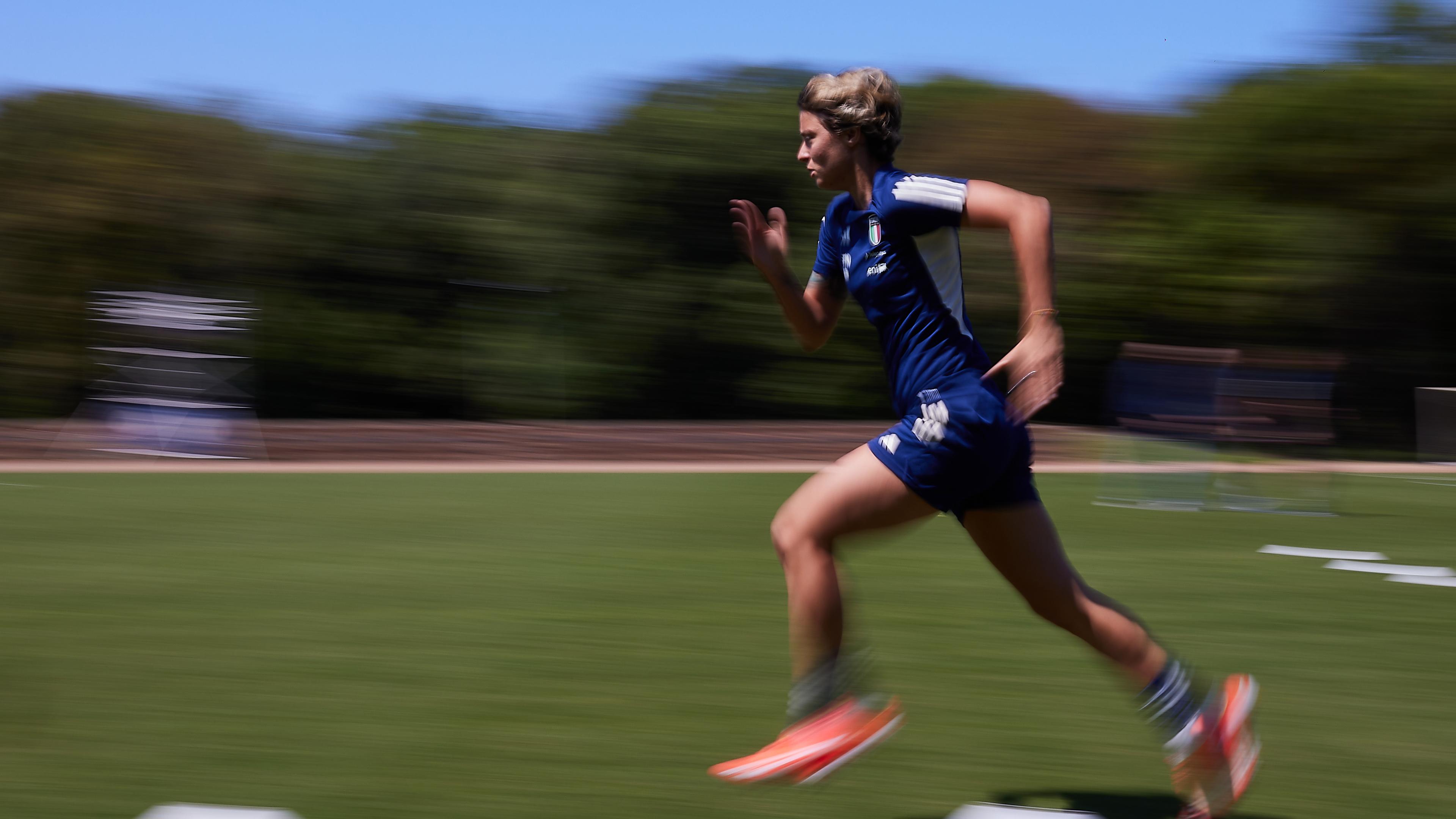 Dall’individualizzazione del carico di allenamento ai rondos 4 contro 2: disponibile il nuovo Notiziario