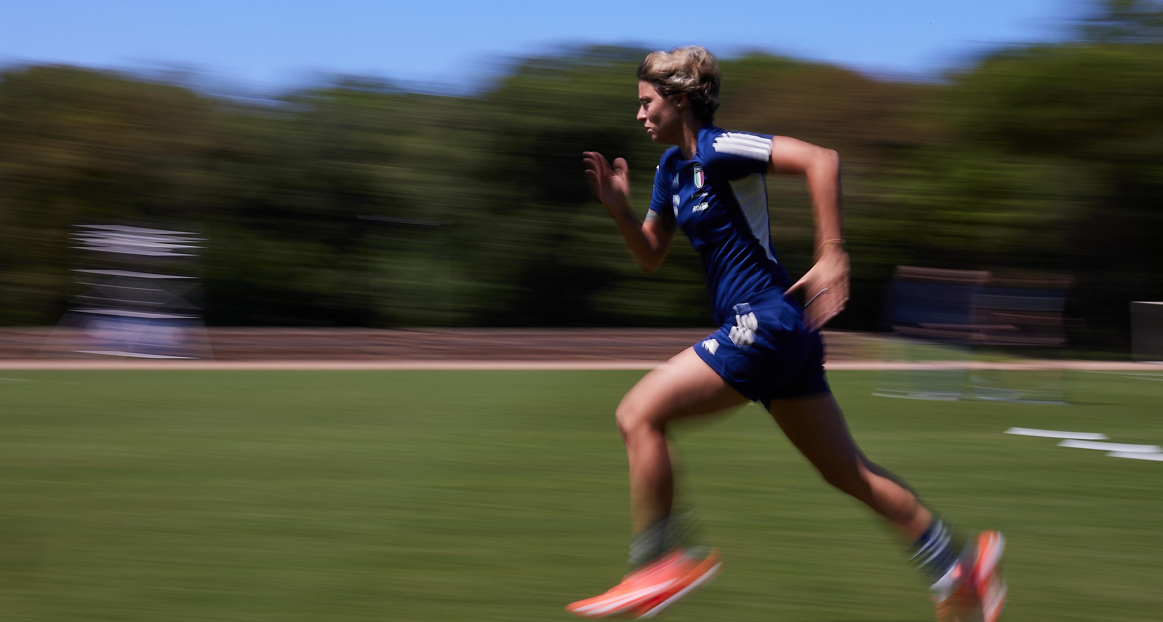 Dall’individualizzazione del carico di allenamento ai rondos 4 contro 2: disponibile il nuovo Notiziario