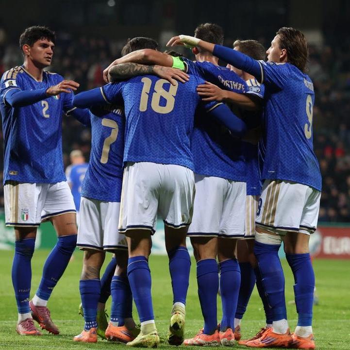 Italy end 2025 in 12th place in the FIFA Rankings, with Spain still top of the table