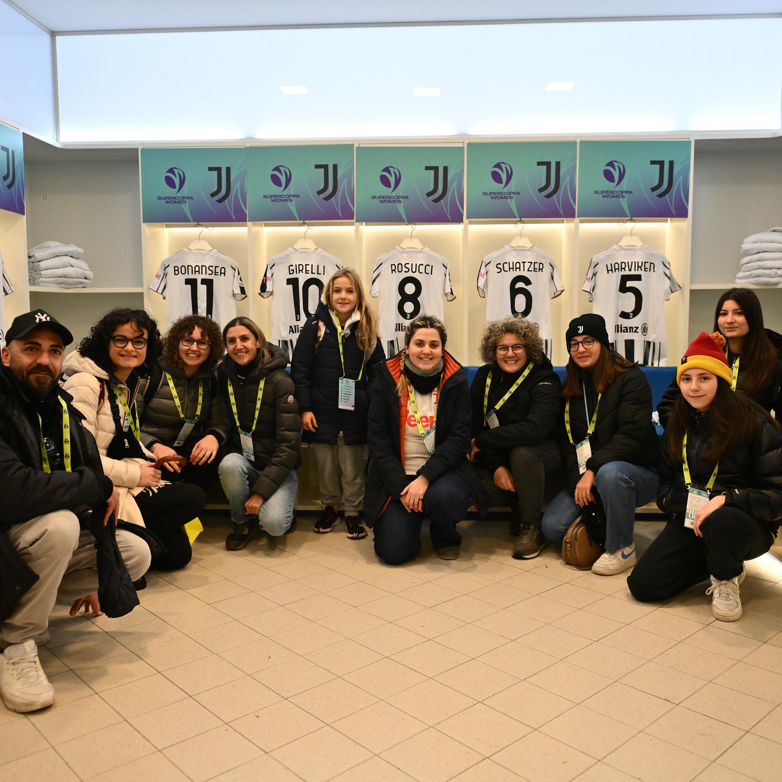 Supercoppa Women, la domenica speciale di 10 fan: Juventus-Roma vista da una prospettiva unica. “Una giornata indimenticabile”