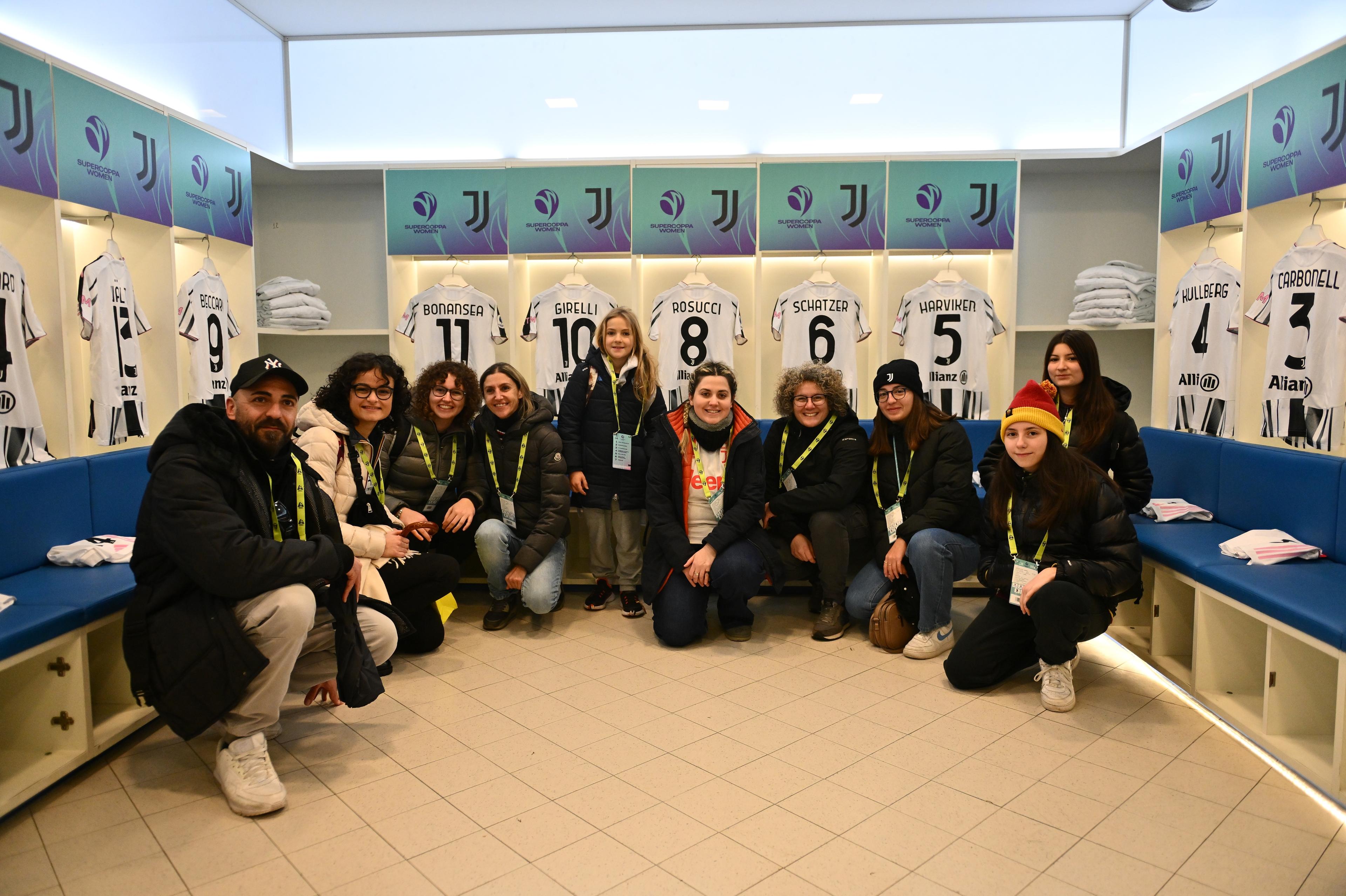 Supercoppa Women, la domenica speciale di 10 fan: Juventus-Roma vista da una prospettiva unica. “Una giornata indimenticabile”