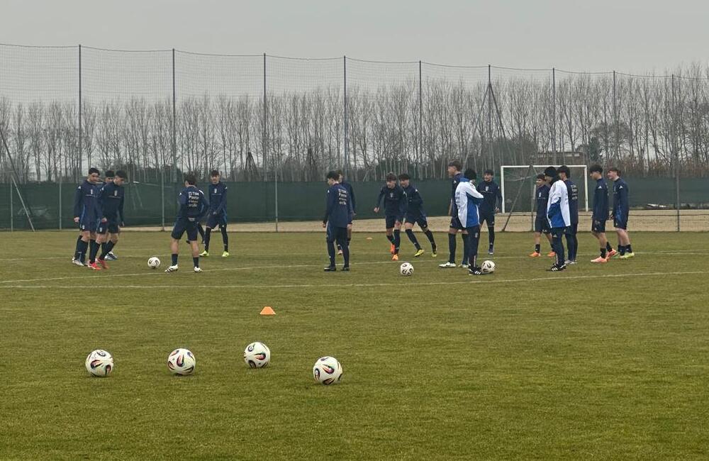 Azzurrini al debutto casalingo contro la Slovenia. Battisti: “Ripartiamo dalle certezze”